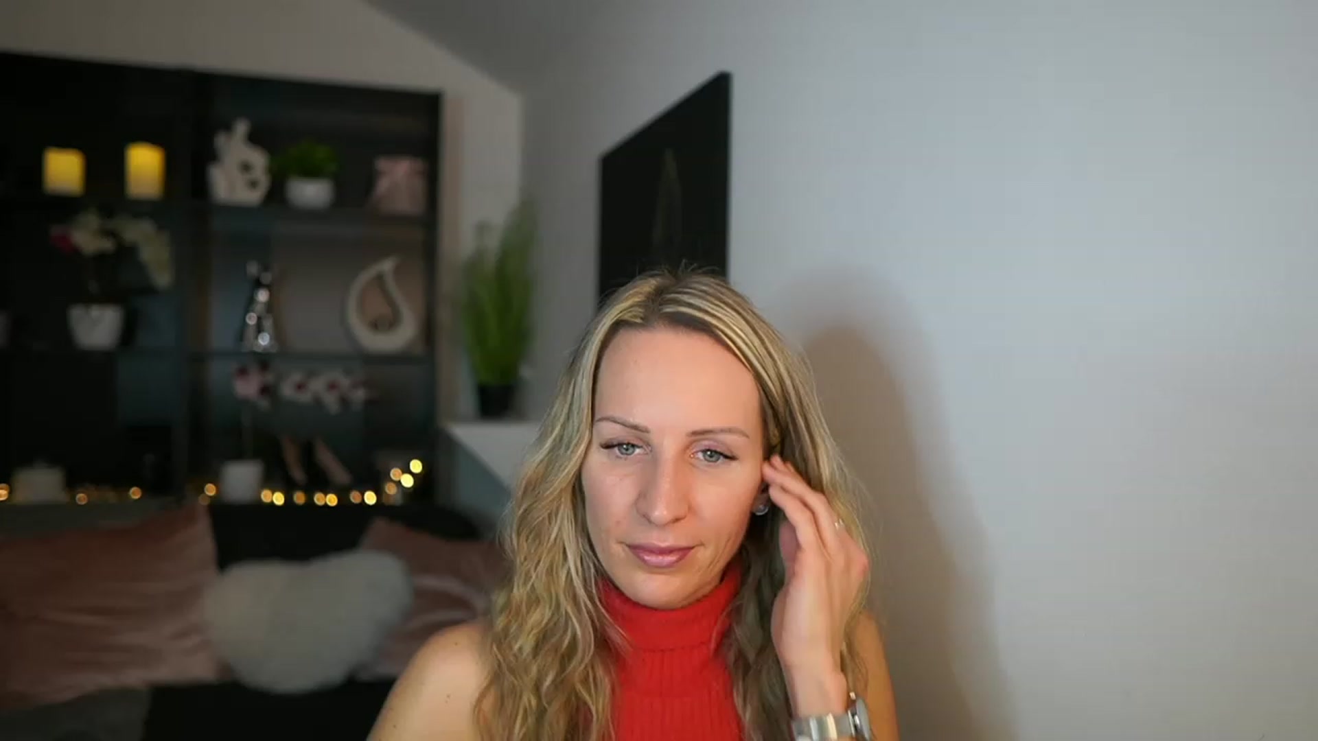 Gallery image thumbnail from Nikki__Sexx__'s myfreecams stream on, 01/10/2024, 24:03 image 5 of 20