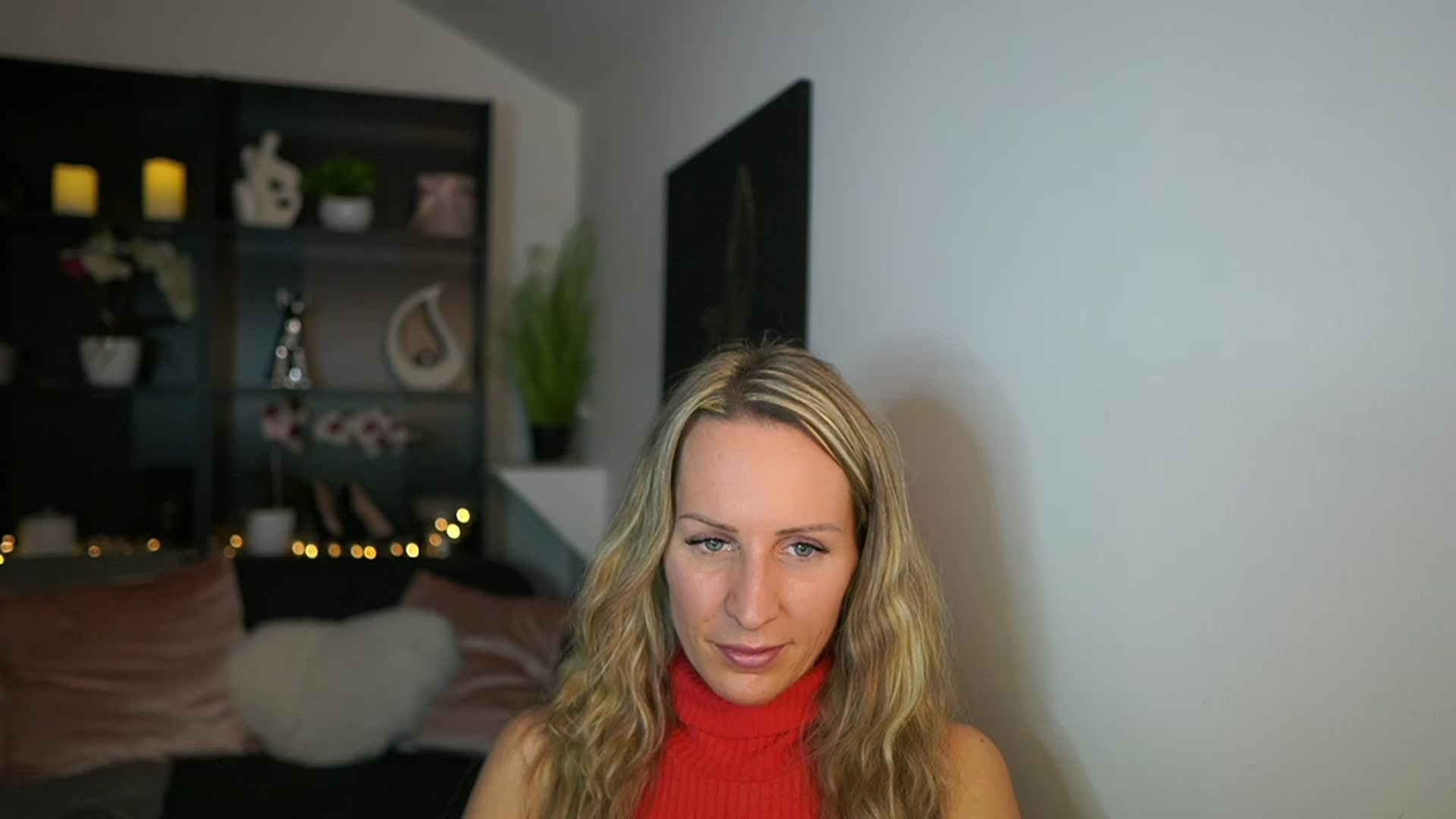 Gallery image thumbnail from Nikki__Sexx__'s myfreecams stream on, 01/10/2024, 24:03 image 4 of 20