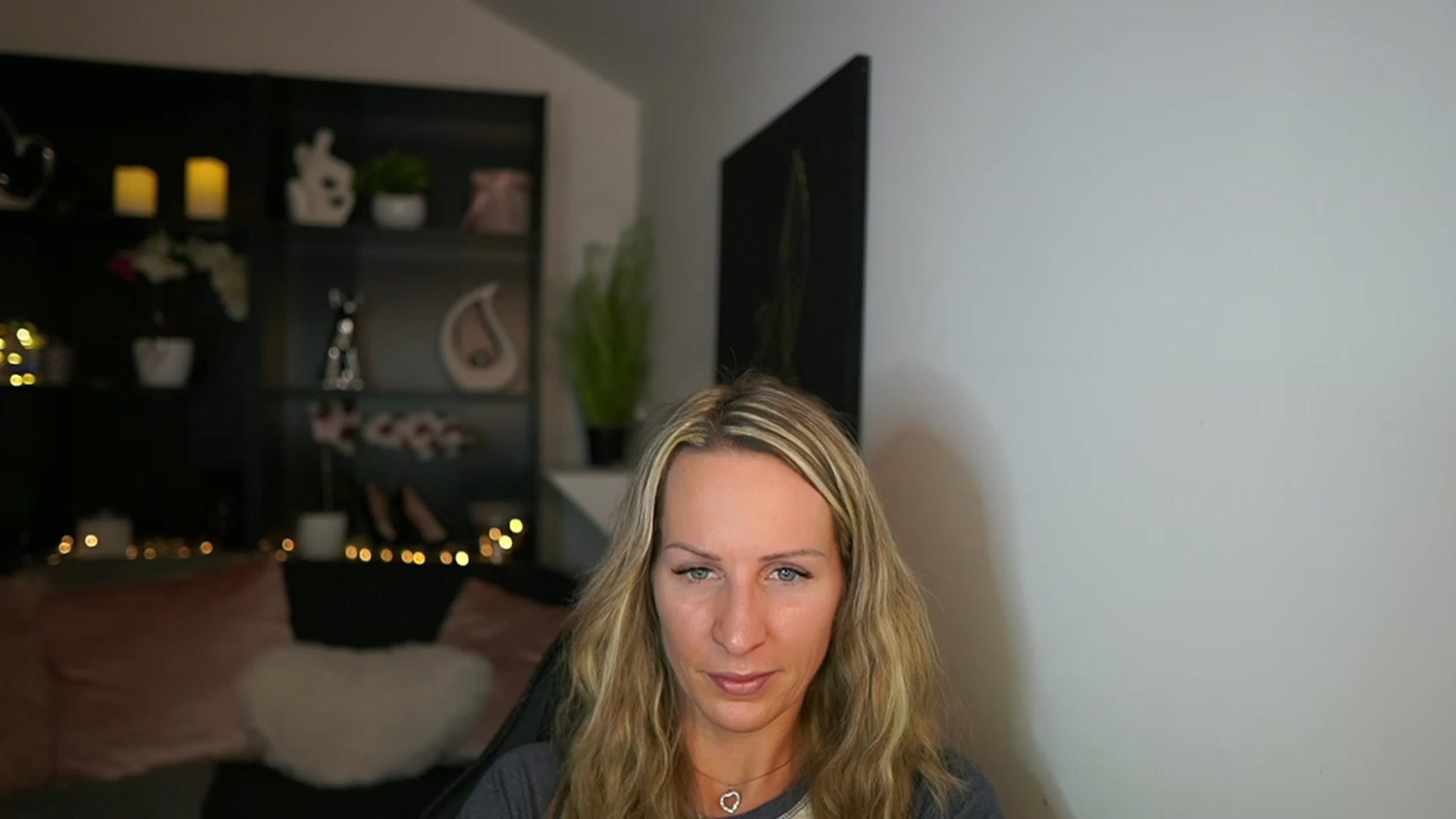 Gallery image thumbnail from Nikki__Sexx__'s myfreecams stream on, 01/11/2024, 21:39 image 20 of 20