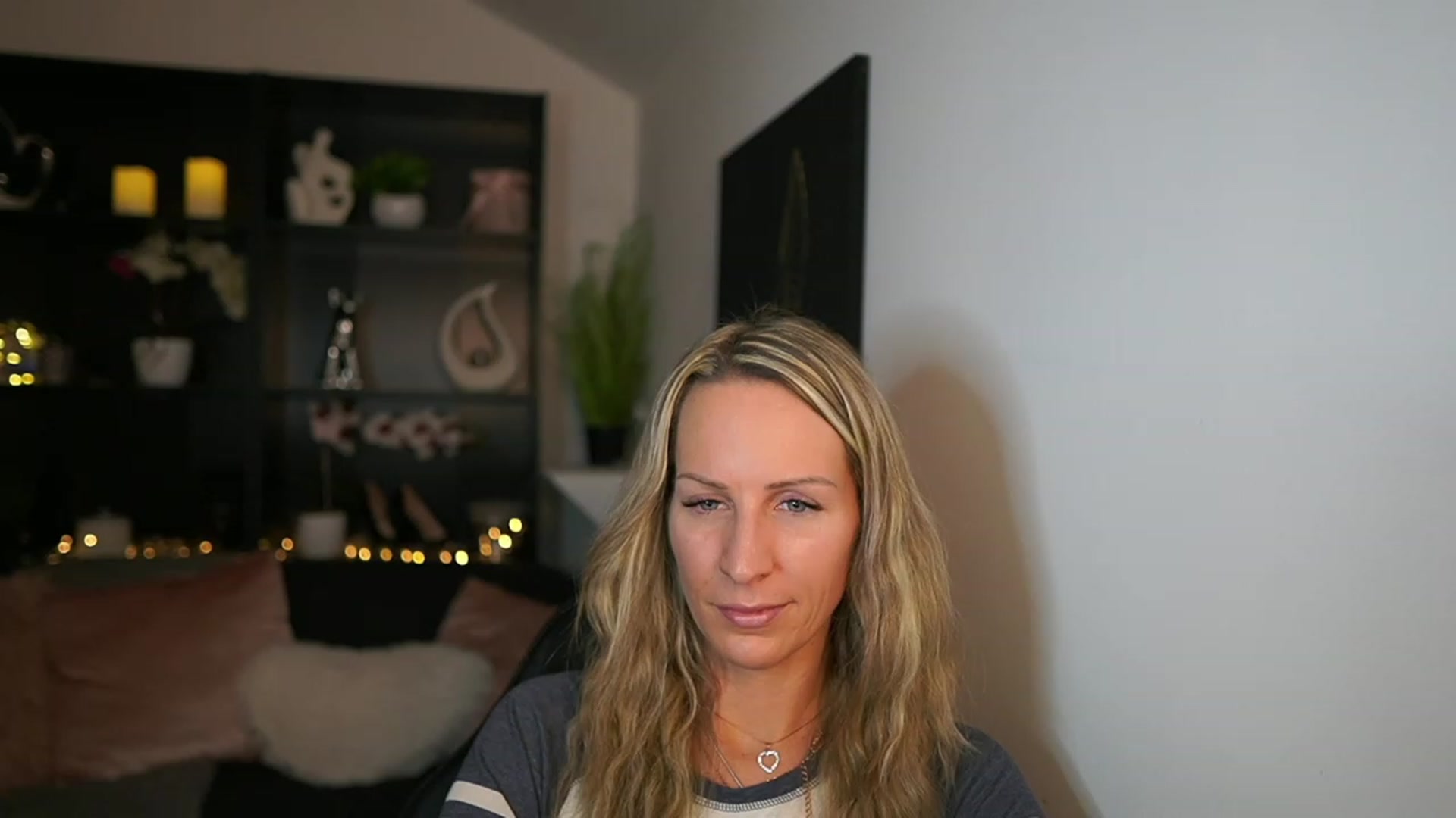 Gallery image thumbnail from Nikki__Sexx__'s myfreecams stream on, 01/11/2024, 21:39 image 4 of 20