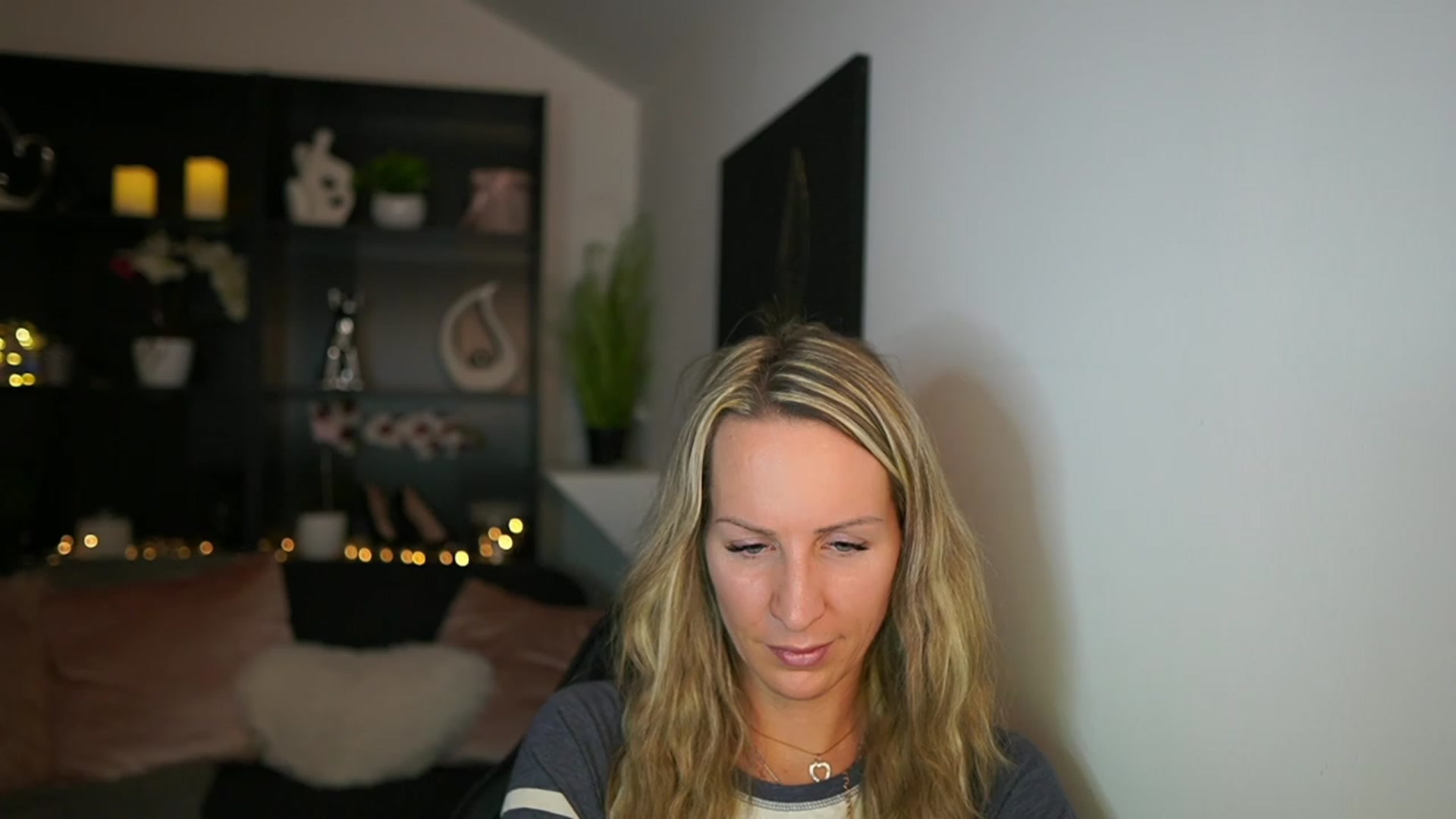 Gallery image thumbnail from Nikki__Sexx__'s myfreecams stream on, 01/11/2024, 21:39 image 12 of 20