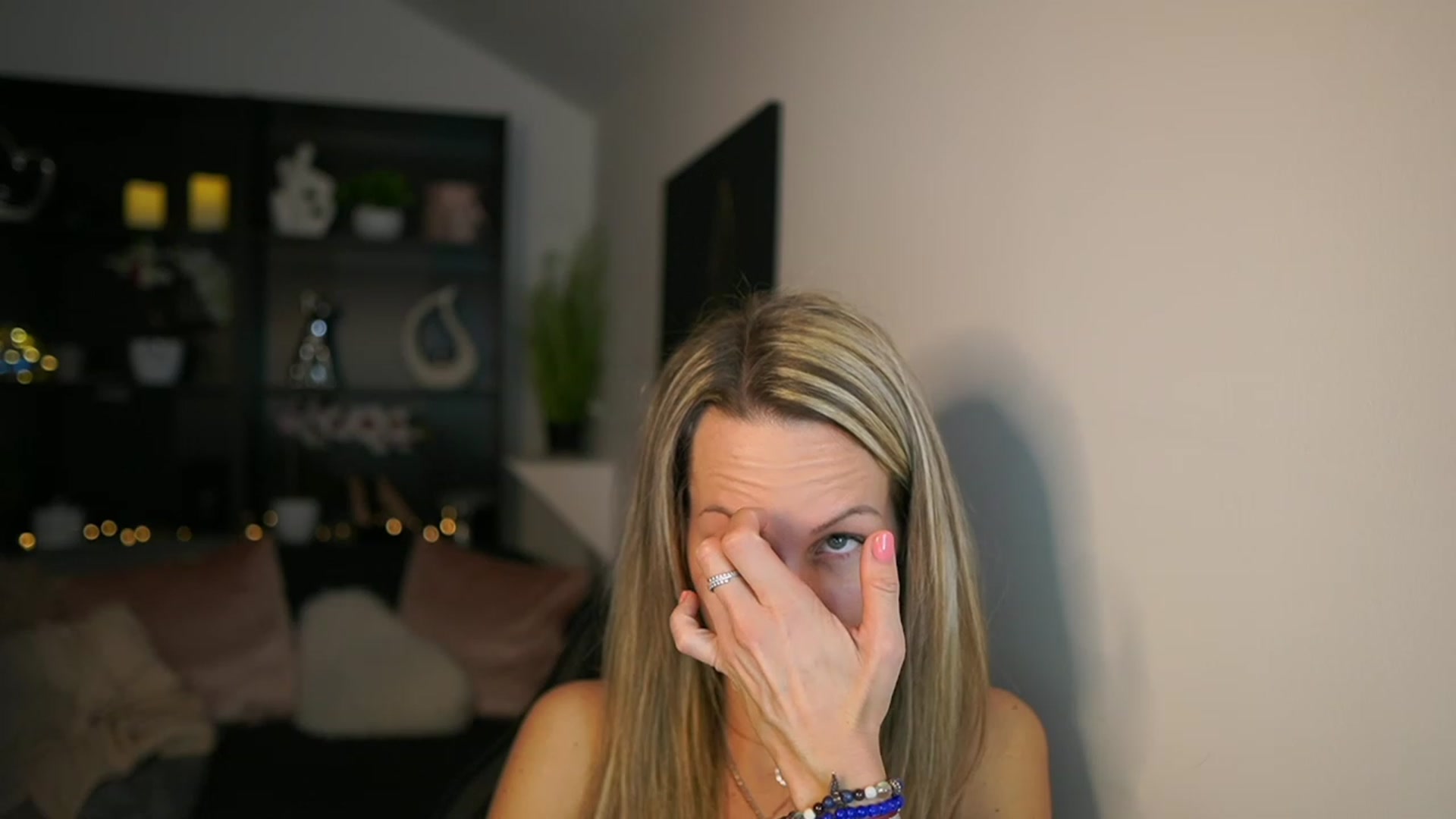 Gallery image thumbnail from Nikki__Sexx__'s myfreecams stream on, 02/12/2024, 21:34 image 13 of 20