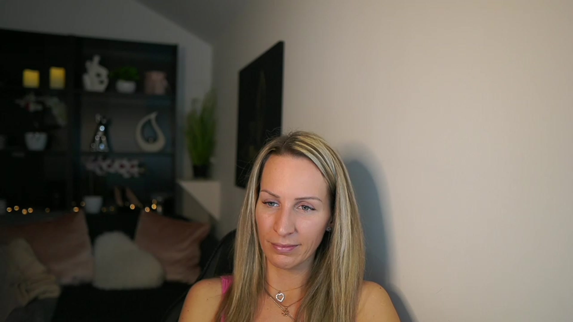 Gallery image thumbnail from Nikki__Sexx__'s myfreecams stream on, 02/12/2024, 22:39 image 20 of 20