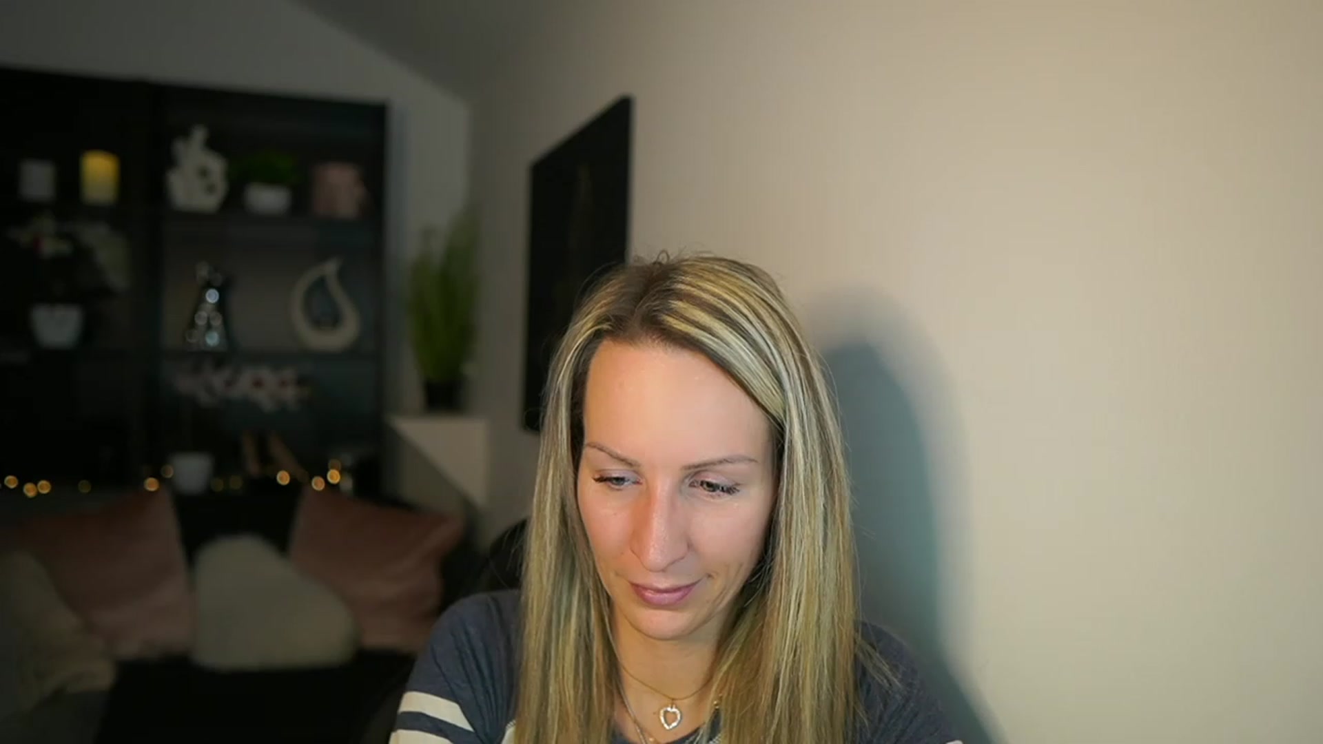 Gallery image thumbnail from Nikki__Sexx__'s myfreecams stream on, 02/13/2024, 21:13 image 1 of 20