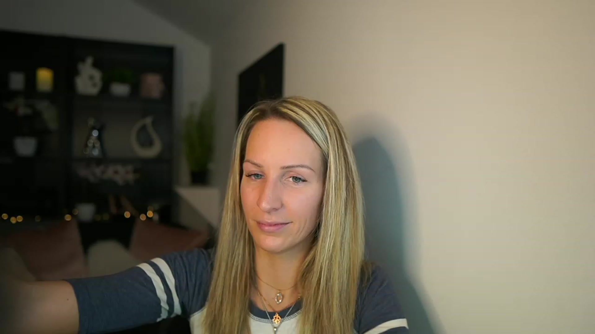 Gallery image thumbnail from Nikki__Sexx__'s myfreecams stream on, 02/13/2024, 21:13 image 4 of 20