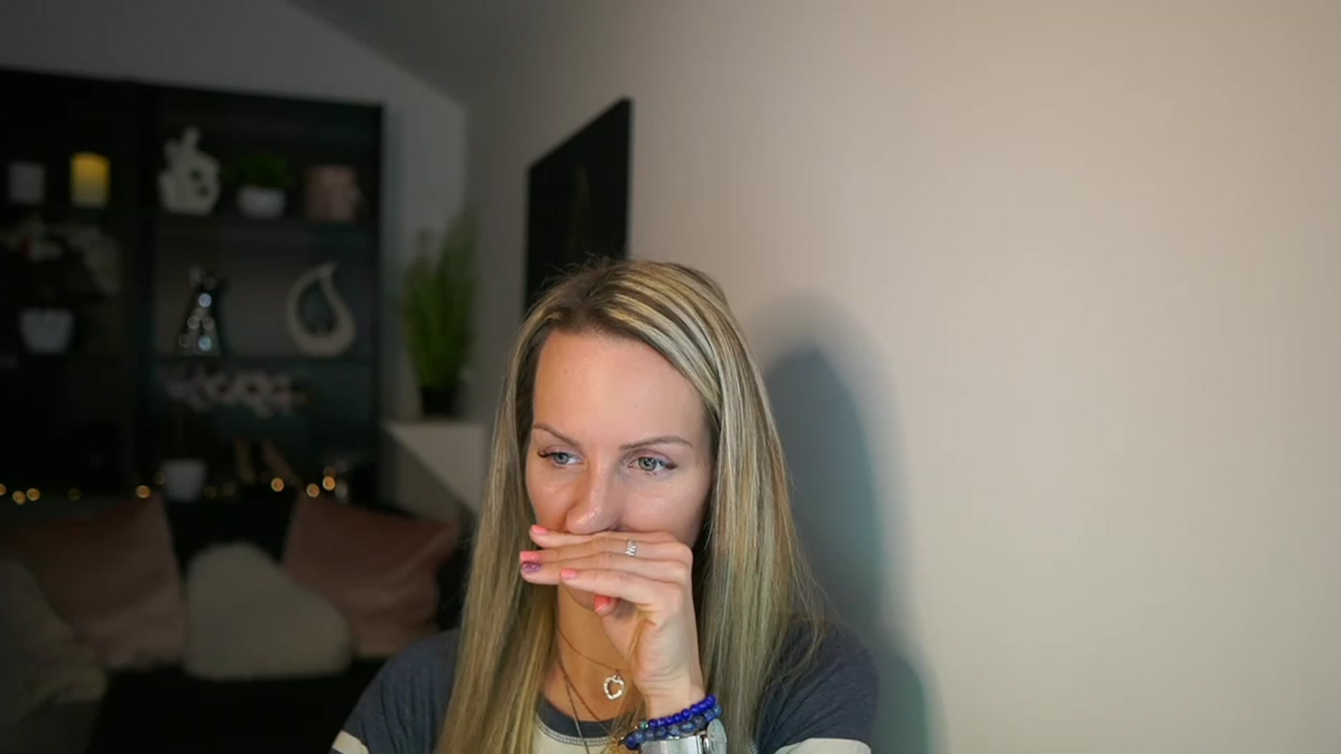 Gallery image thumbnail from Nikki__Sexx__'s myfreecams stream on, 02/13/2024, 21:13 image 12 of 20
