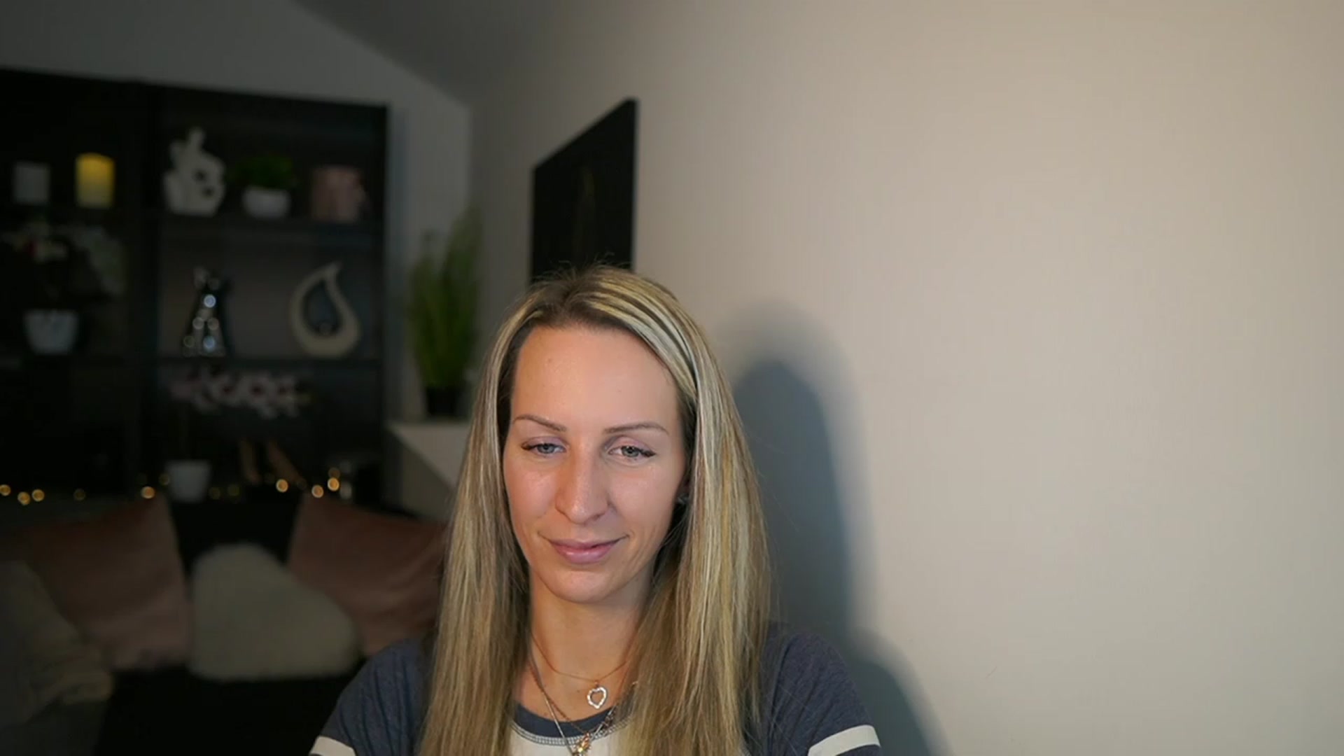 Gallery image thumbnail from Nikki__Sexx__'s myfreecams stream on, 02/13/2024, 21:13 image 17 of 20