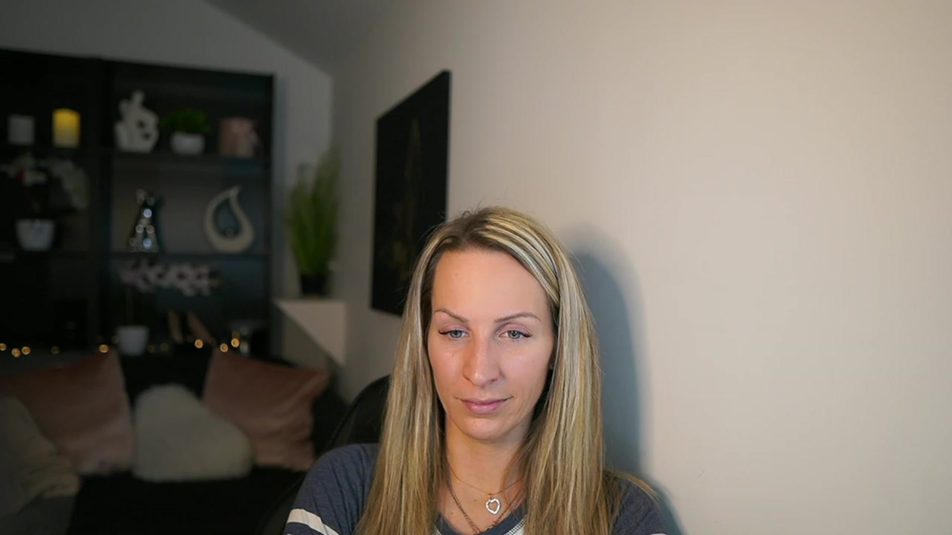 Gallery image thumbnail from Nikki__Sexx__'s myfreecams stream on, 02/14/2024, 24:02 image 3 of 20