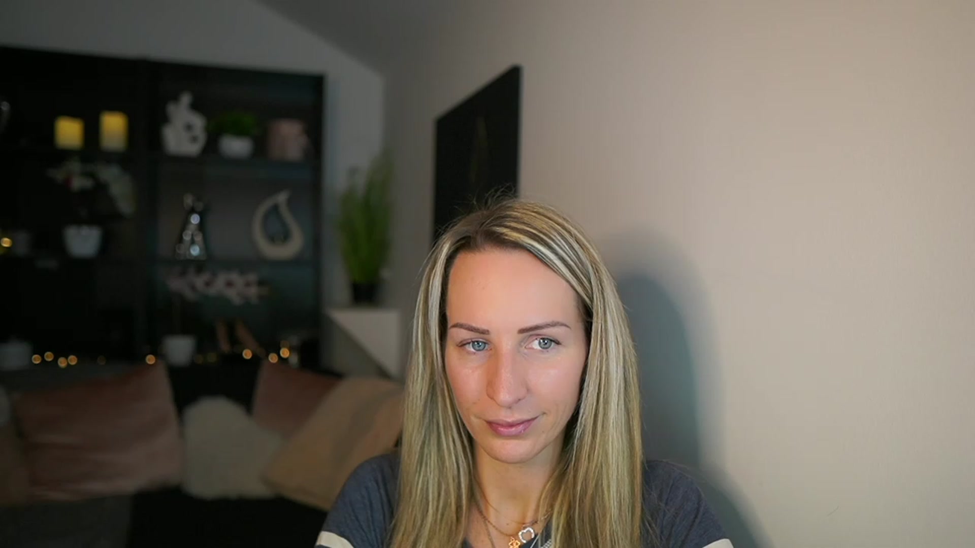 Gallery image thumbnail from Nikki__Sexx__'s myfreecams stream on, 02/19/2024, 22:02 image 3 of 20