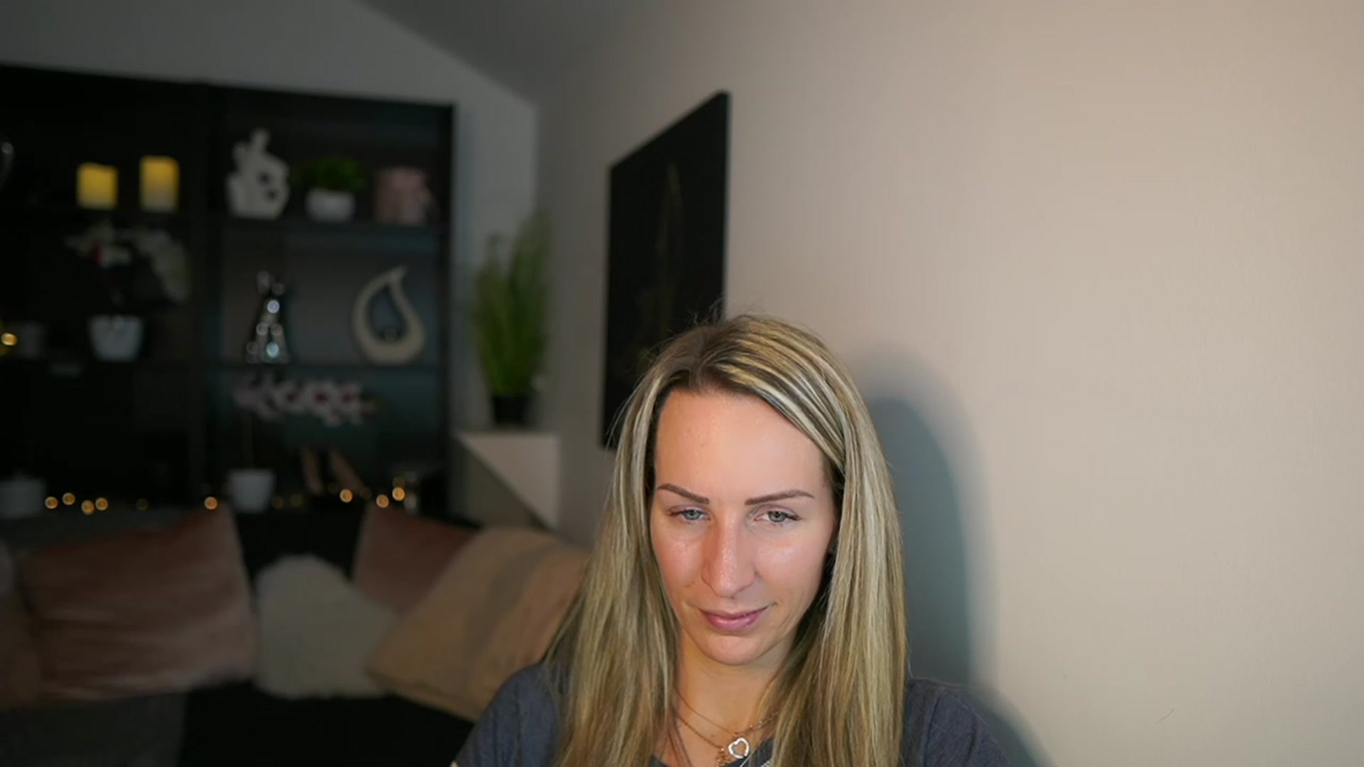 Gallery image thumbnail from Nikki__Sexx__'s myfreecams stream on, 02/19/2024, 22:02 image 11 of 20