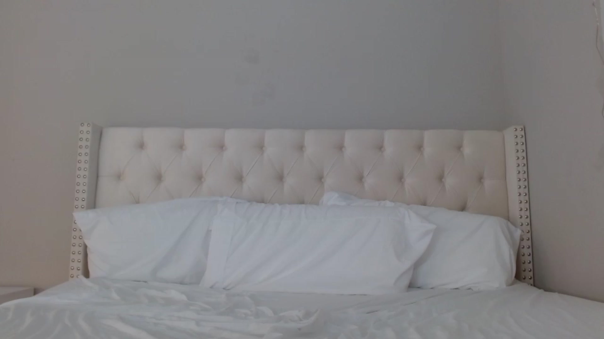 Gallery image thumbnail from Nikkixtaylor's myfreecams stream on, 08/16/2026, 10:11 image 17 of 20