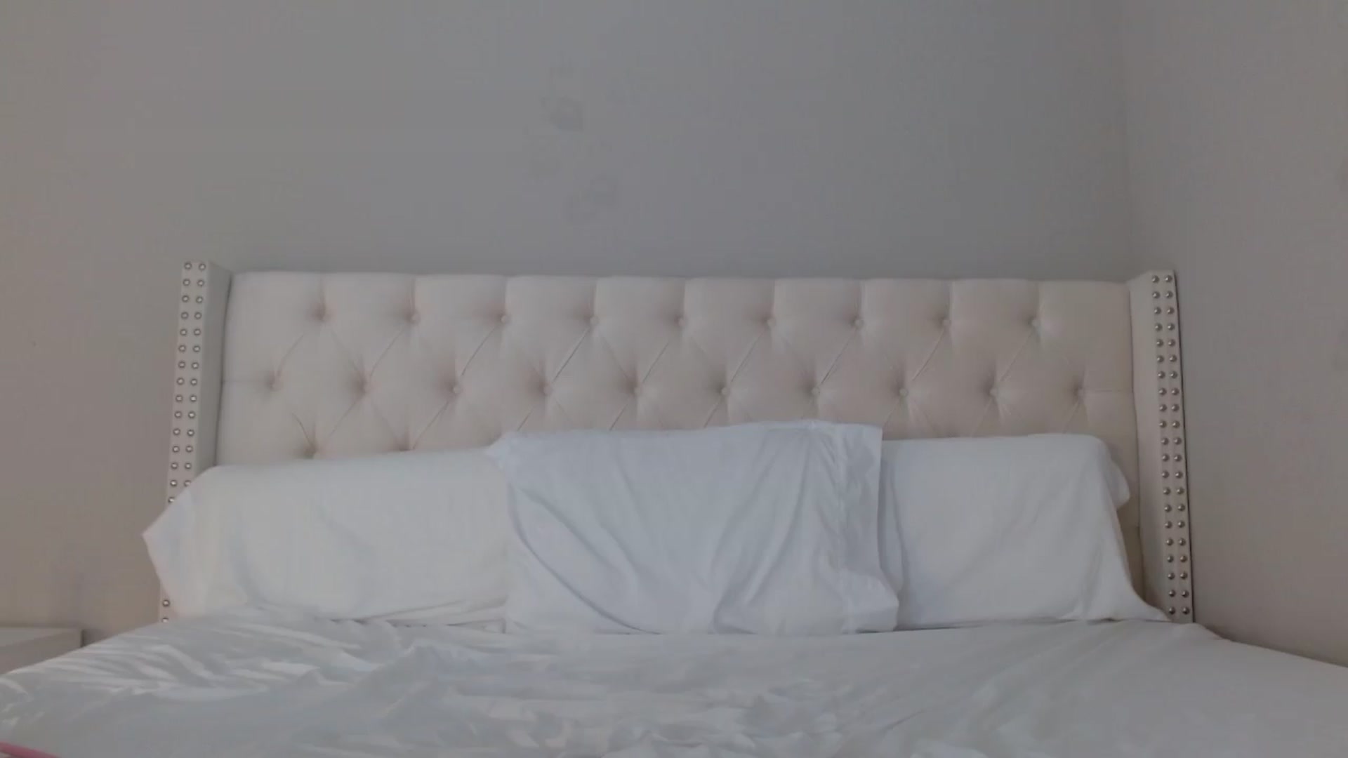 Gallery image thumbnail from Nikkixtaylor's myfreecams stream on, 08/17/2026, 09:48 image 7 of 20