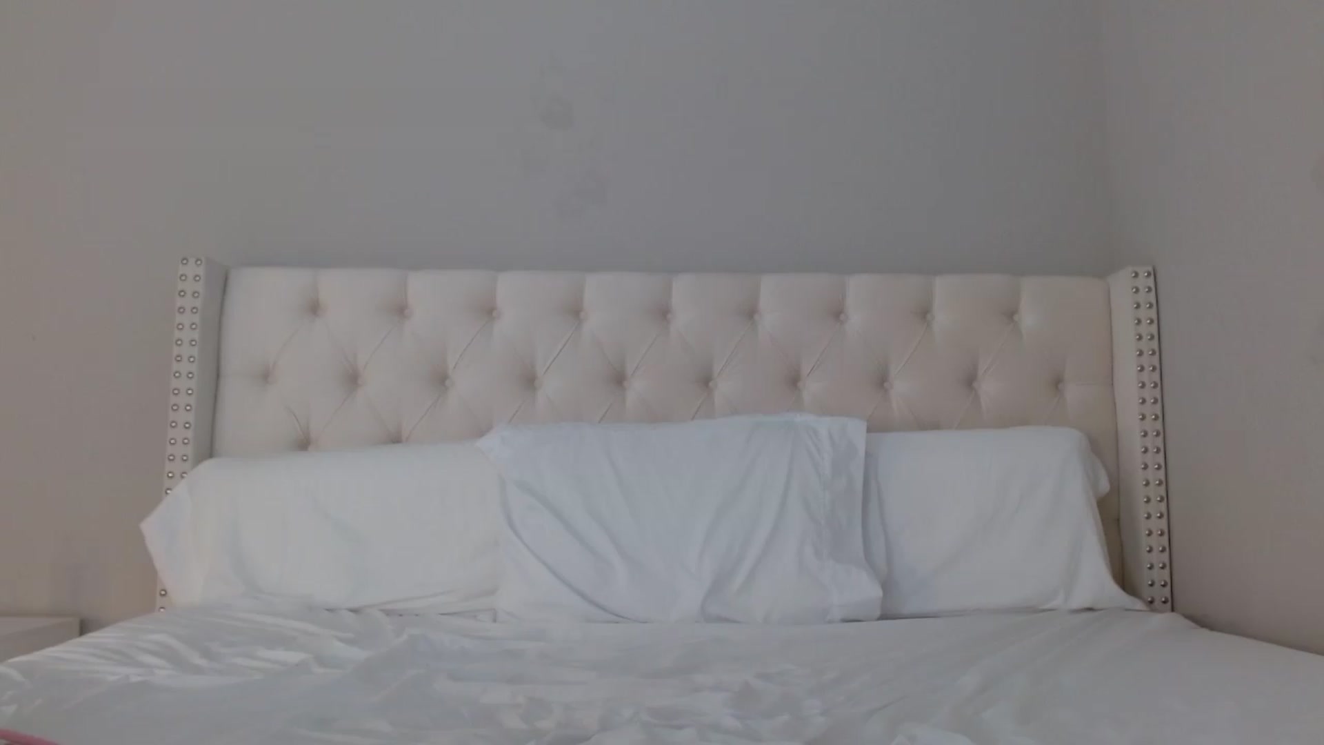 Gallery image thumbnail from Nikkixtaylor's myfreecams stream on, 08/17/2026, 09:48 image 9 of 20