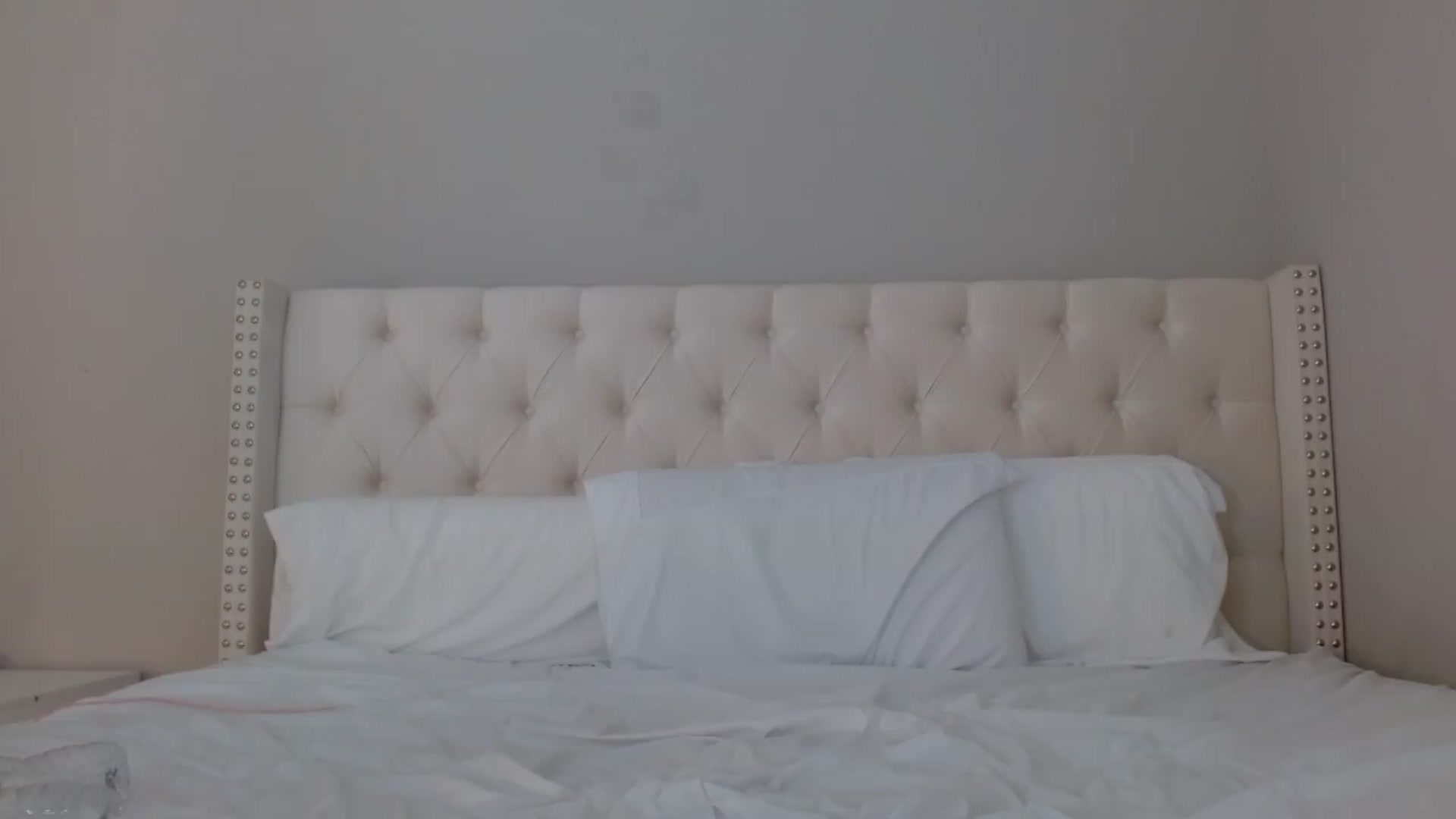 Gallery image thumbnail from Nikkixtaylor's myfreecams stream on, 08/21/2026, 11:23 image 16 of 20