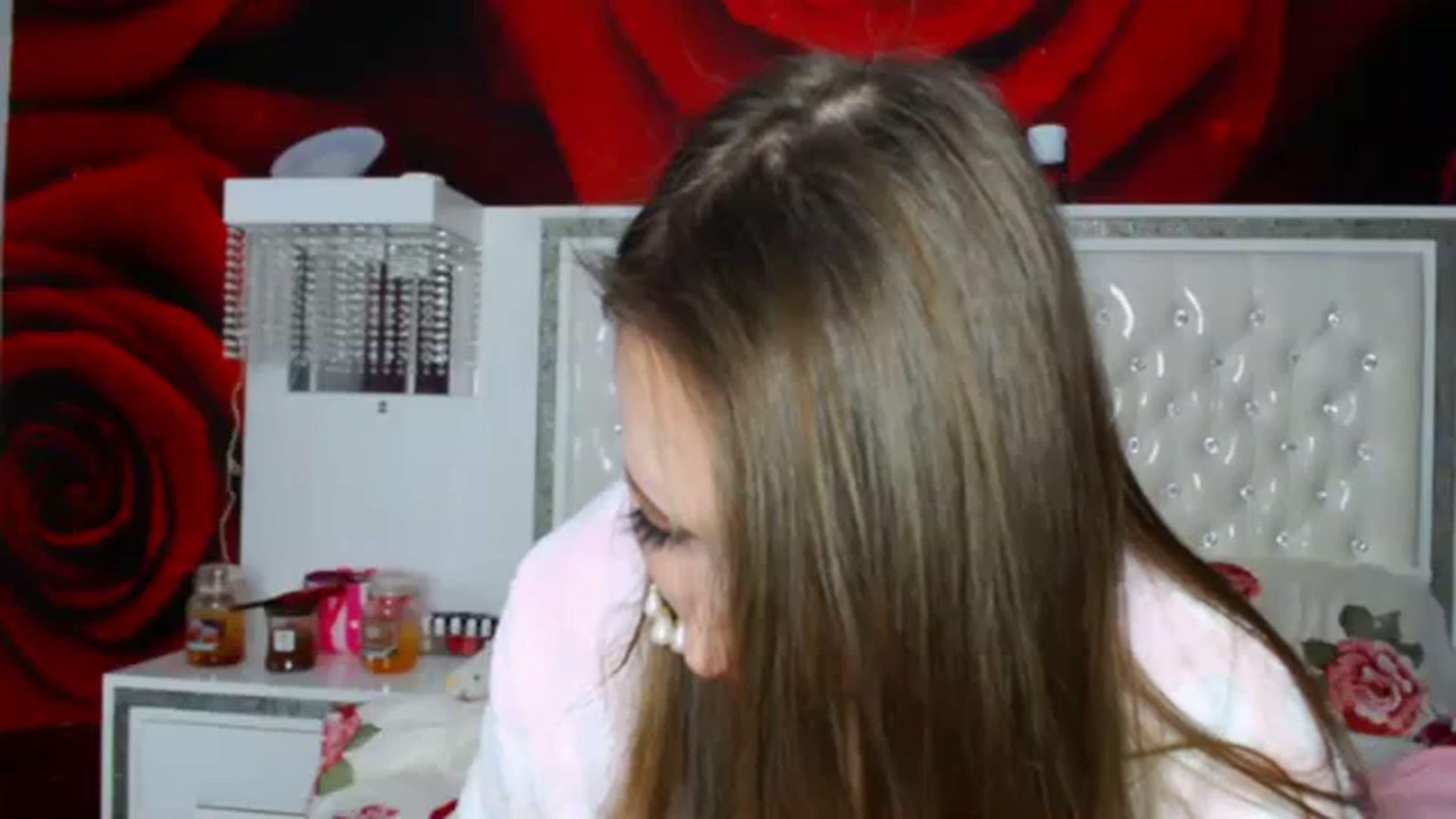 Gallery image thumbnail from NikkyCZ's myfreecams stream on, 03/07/2024, 16:48 image 20 of 20