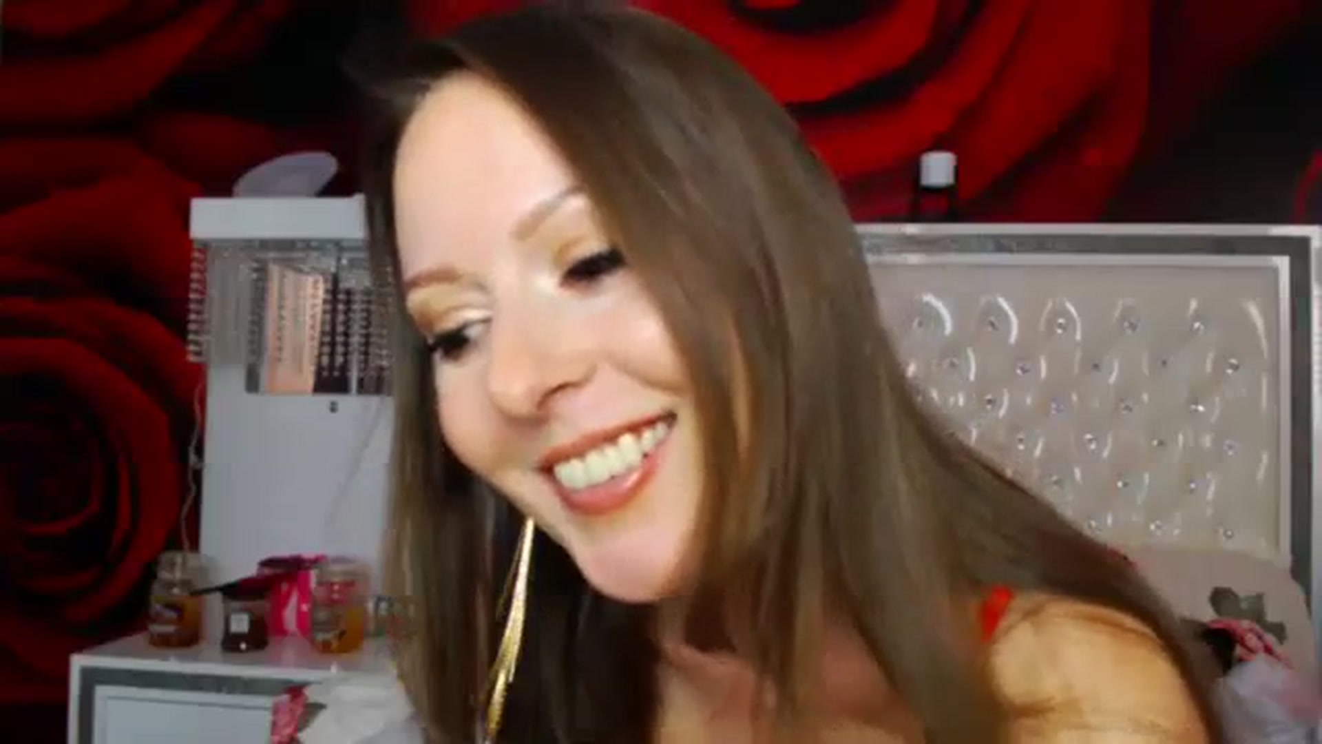 Gallery image thumbnail from NikkyCZ's myfreecams stream on, 03/08/2024, 14:39 image 12 of 20