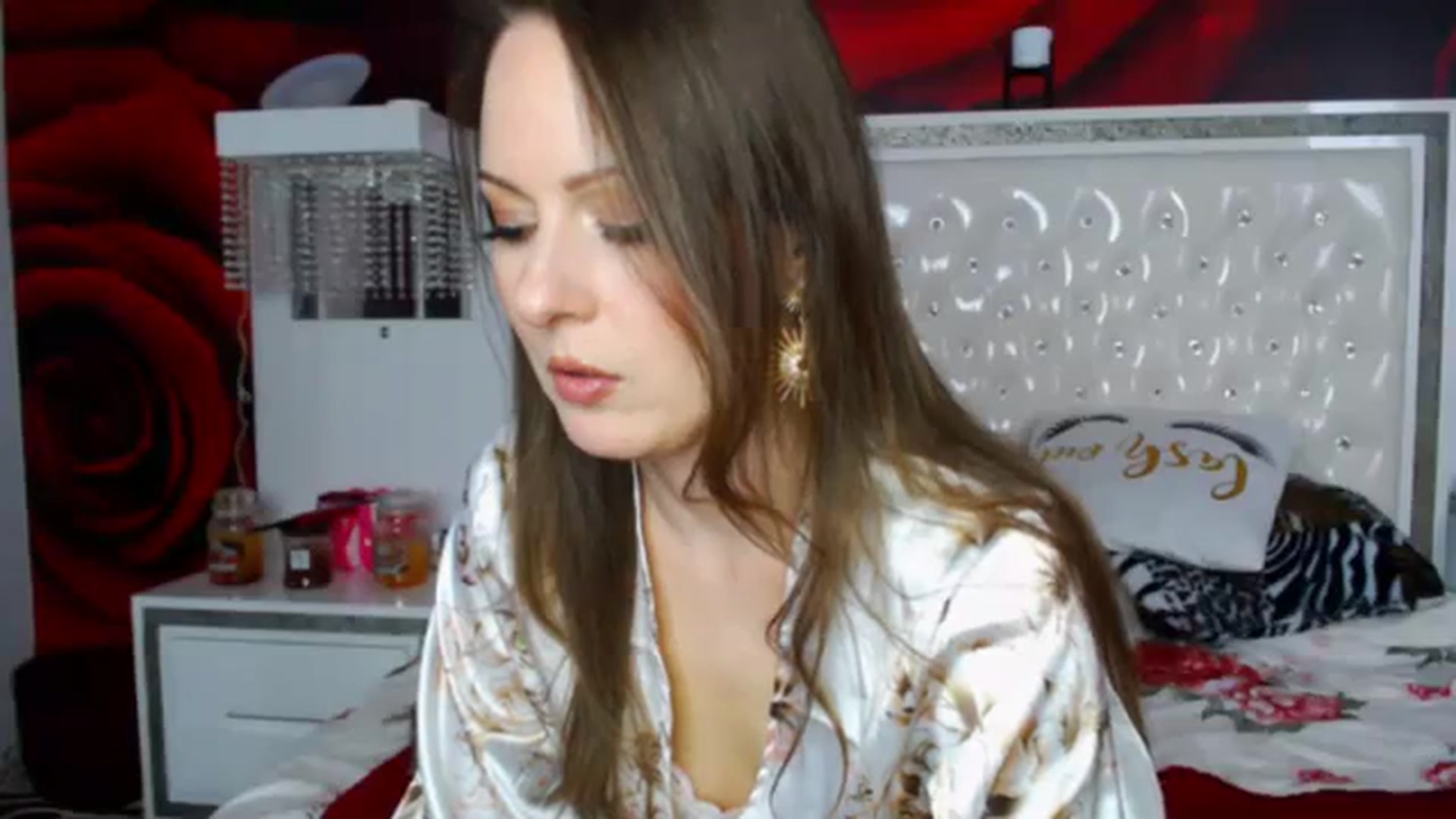 Gallery image thumbnail from NikkyCZ's myfreecams stream on, 03/21/2024, 16:32 image 6 of 20