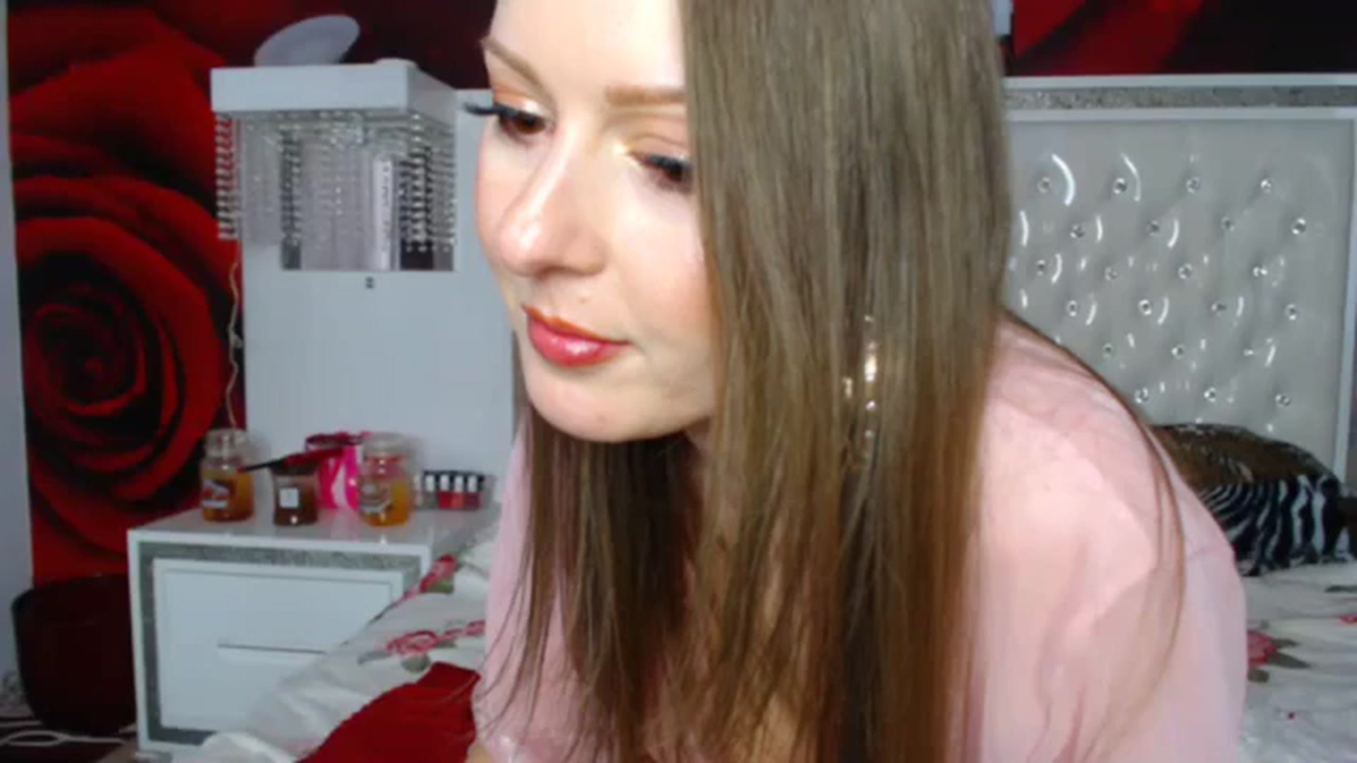 Gallery image thumbnail from NikkyCZ's myfreecams stream on, 03/25/2024, 16:23 image 5 of 20