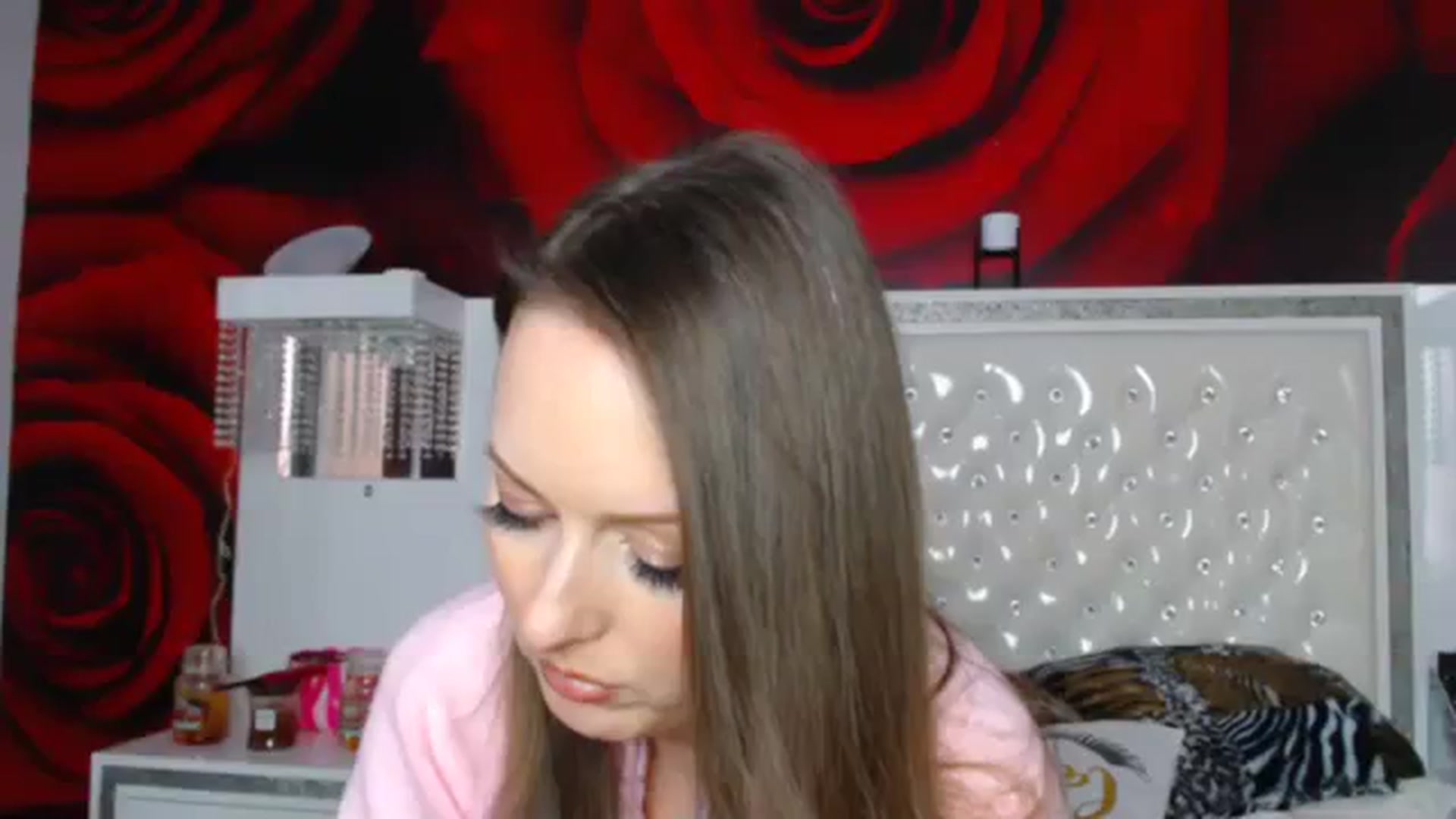 Gallery image thumbnail from NikkyCZ's myfreecams stream on, 03/29/2024, 13:01 image 9 of 20