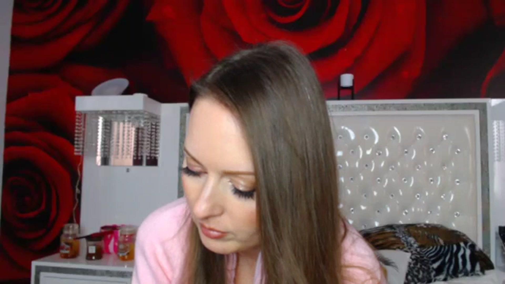 Gallery image thumbnail from NikkyCZ's myfreecams stream on, 03/29/2024, 13:01 image 8 of 20