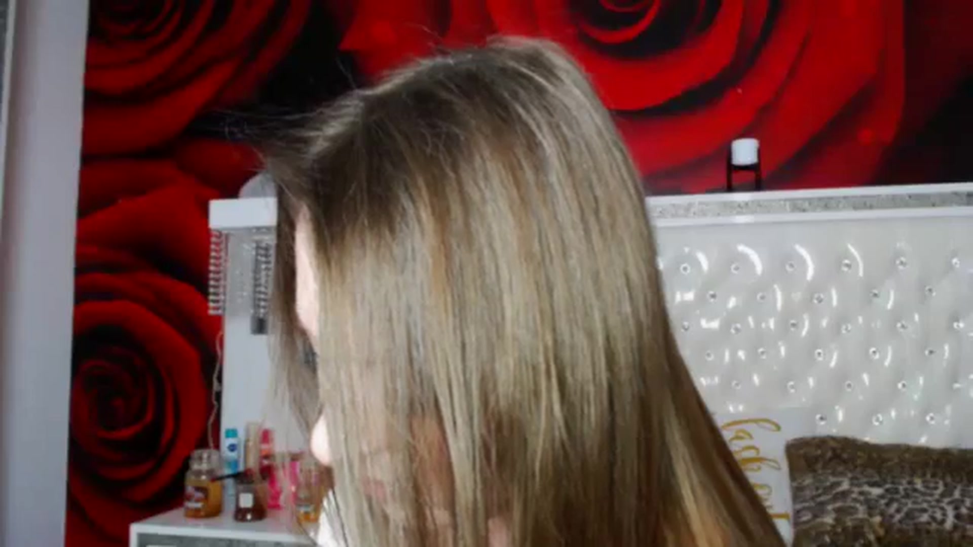 Gallery image thumbnail from NikkyCZ's myfreecams stream on, 05/16/2024, 12:27 image 13 of 20