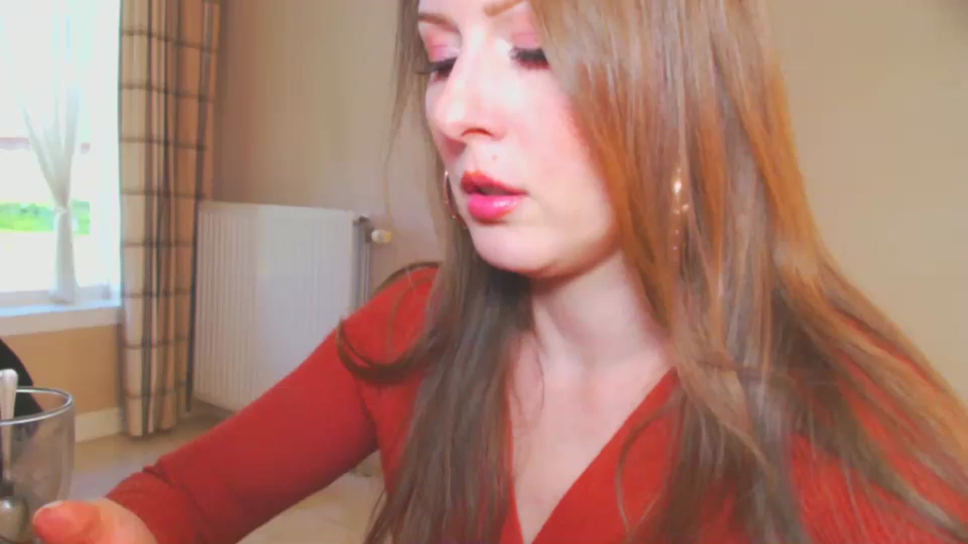 Gallery image thumbnail from NikkyCZ's myfreecams stream on, 09/16/2024, 15:30 image 15 of 20