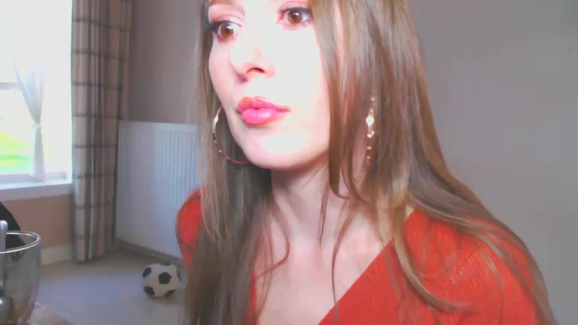 Gallery image thumbnail from NikkyCZ's myfreecams stream on, 09/16/2024, 16:29 image 5 of 20