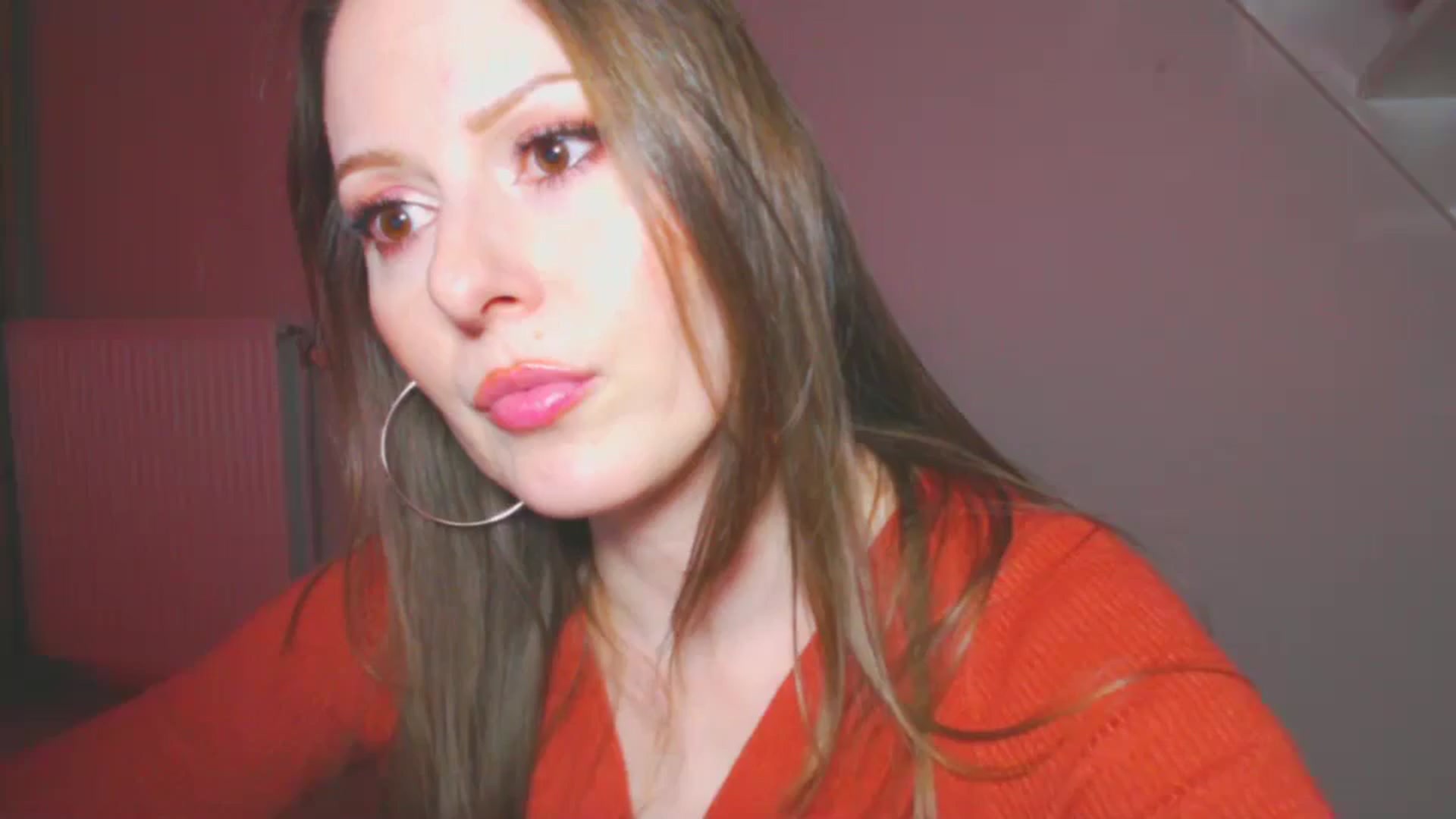 Gallery image thumbnail from NikkyCZ's myfreecams stream on, 09/16/2024, 19:23 image 18 of 20