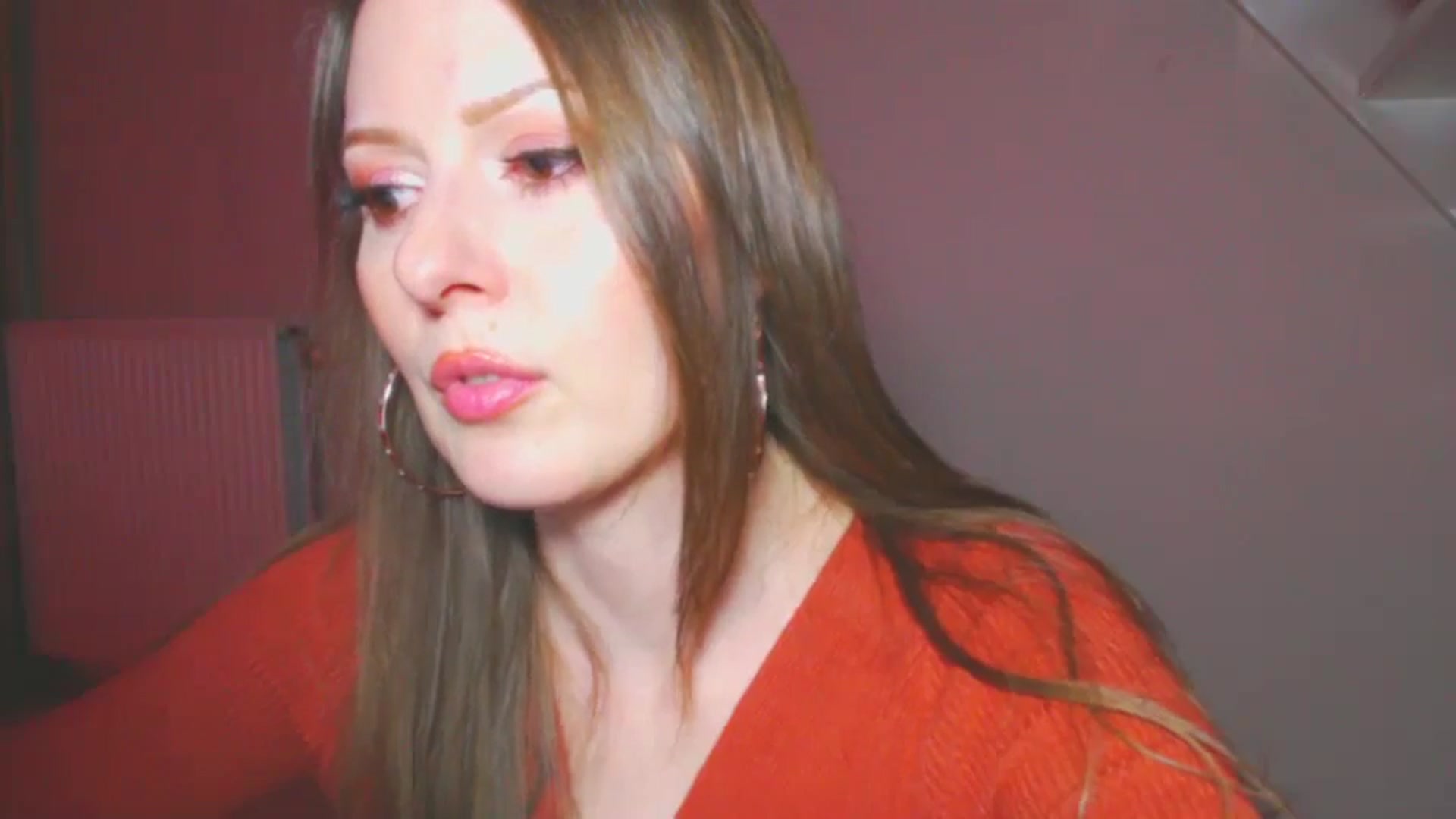 Gallery image thumbnail from NikkyCZ's myfreecams stream on, 09/16/2024, 19:23 image 17 of 20