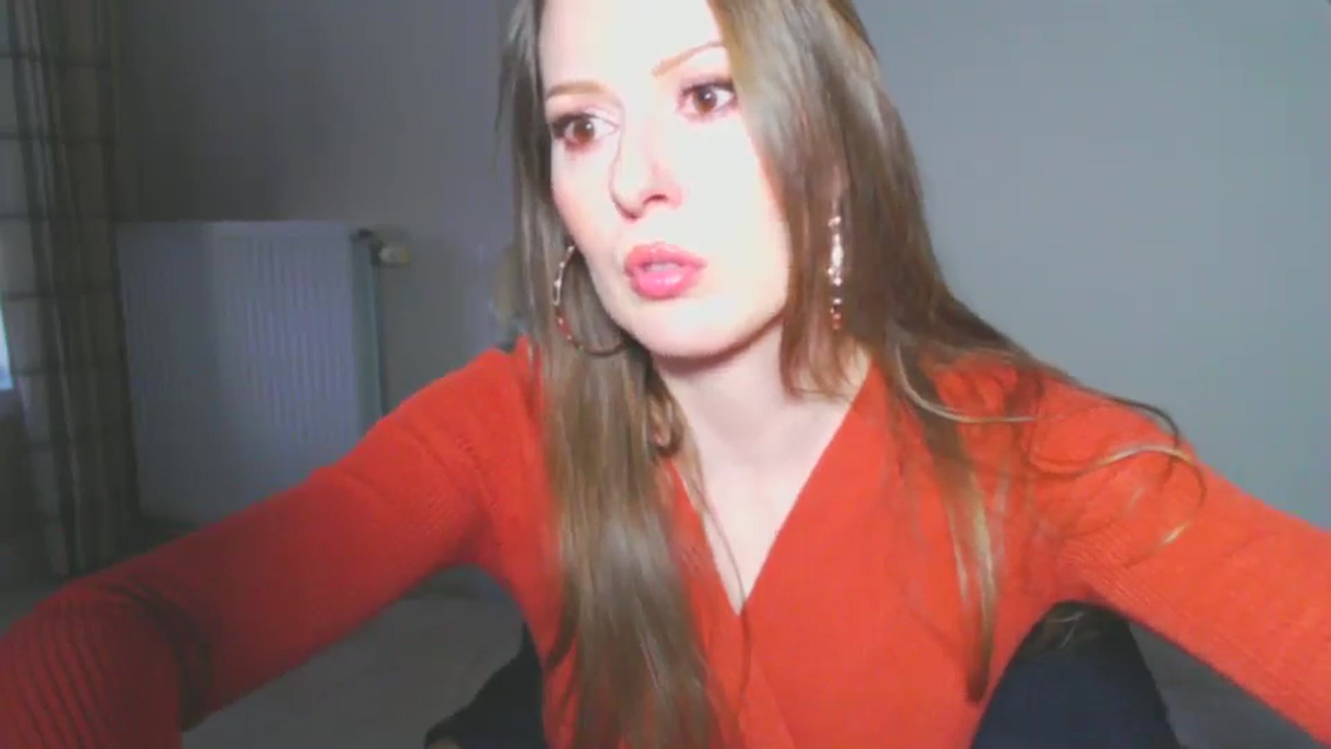 Gallery image thumbnail from NikkyCZ's myfreecams stream on, 09/16/2024, 19:23 image 6 of 20