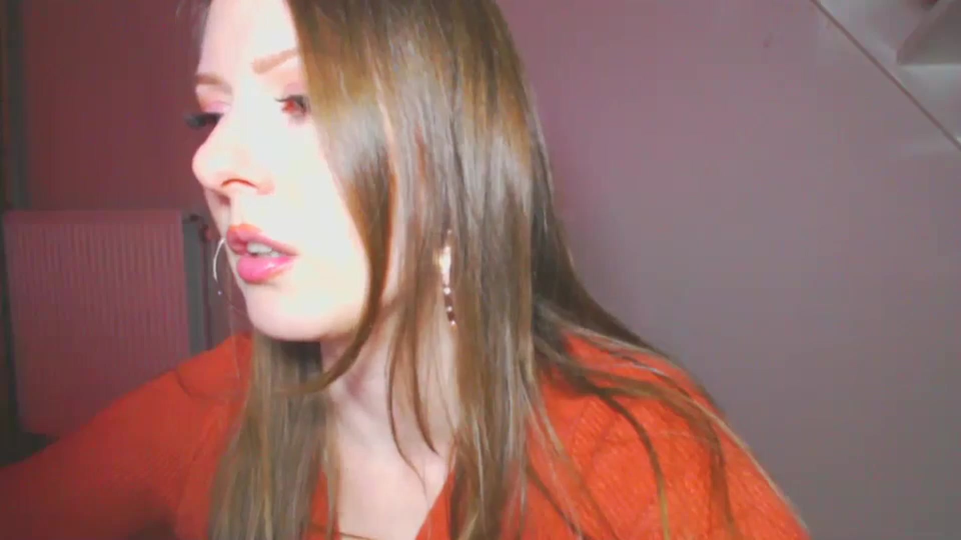 Gallery image thumbnail from NikkyCZ's myfreecams stream on, 09/16/2024, 19:23 image 15 of 20