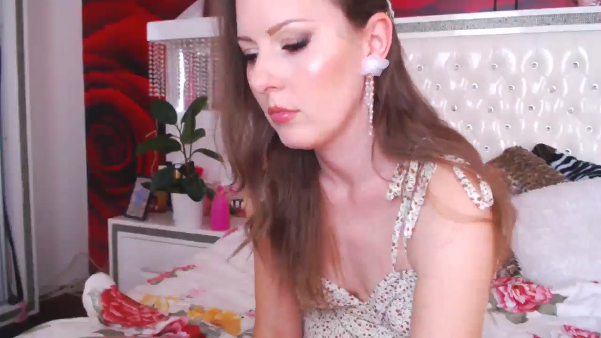 Gallery image thumbnail from NikkyCZ's myfreecams stream on, 04/08/2025, 12:44 image 14 of 20