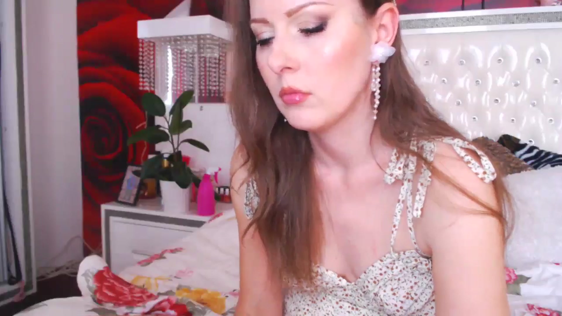 Gallery image thumbnail from NikkyCZ's myfreecams stream on, 04/08/2025, 12:44 image 15 of 20