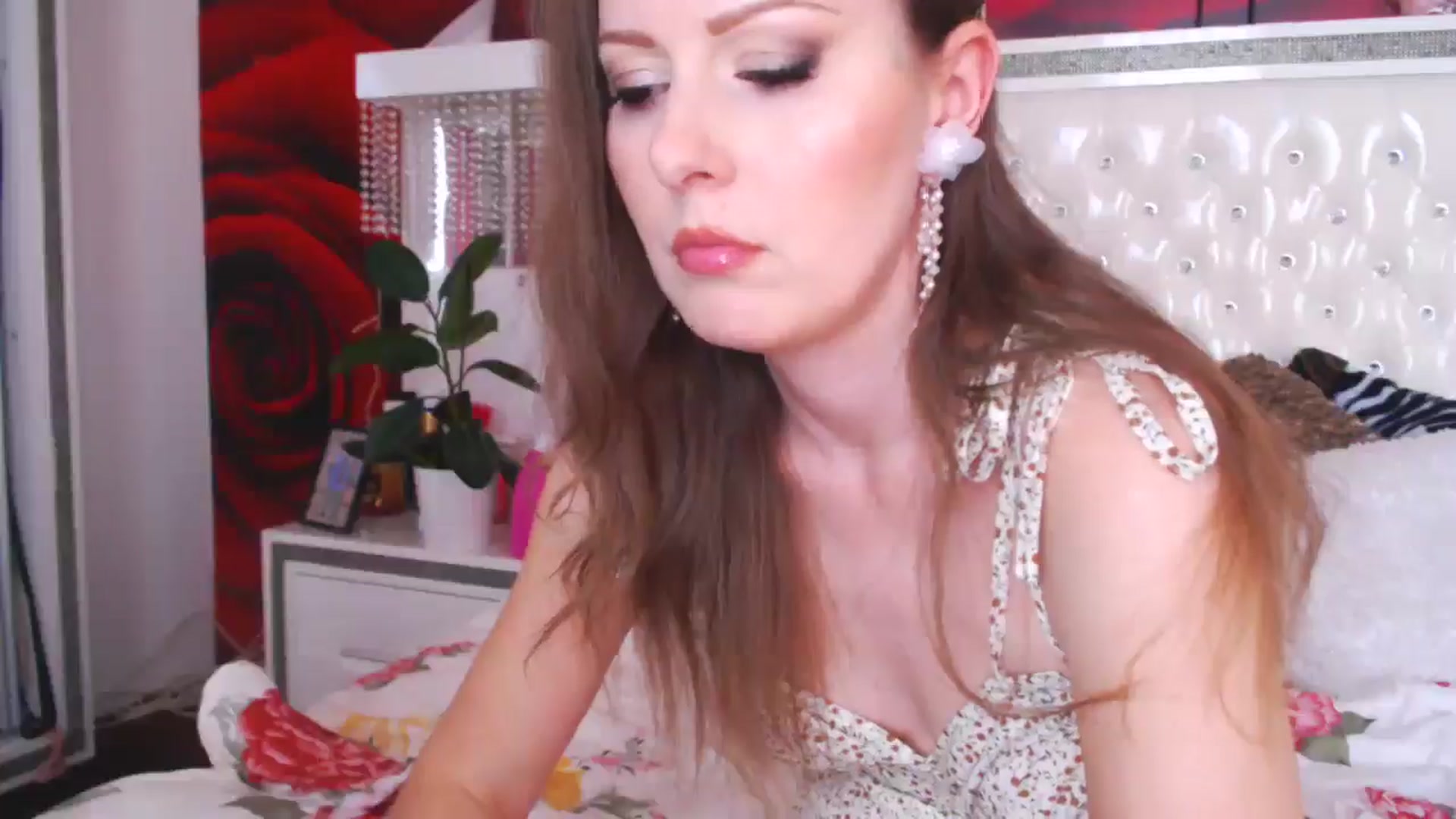 Gallery image thumbnail from NikkyCZ's myfreecams stream on, 04/08/2025, 12:44 image 18 of 20