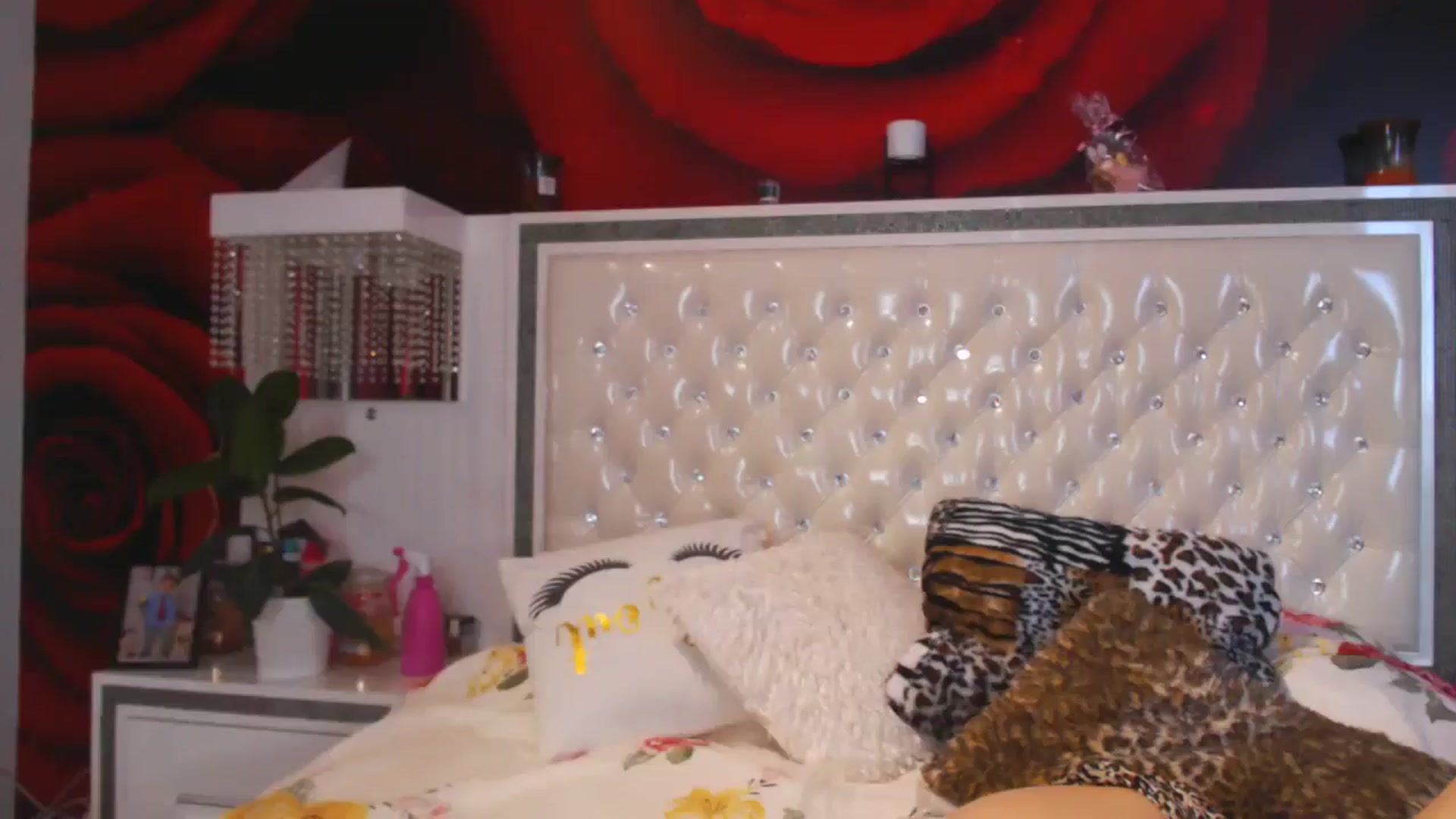 Gallery image thumbnail from NikkyCZ's myfreecams stream on, 04/28/2025, 13:48 image 13 of 20