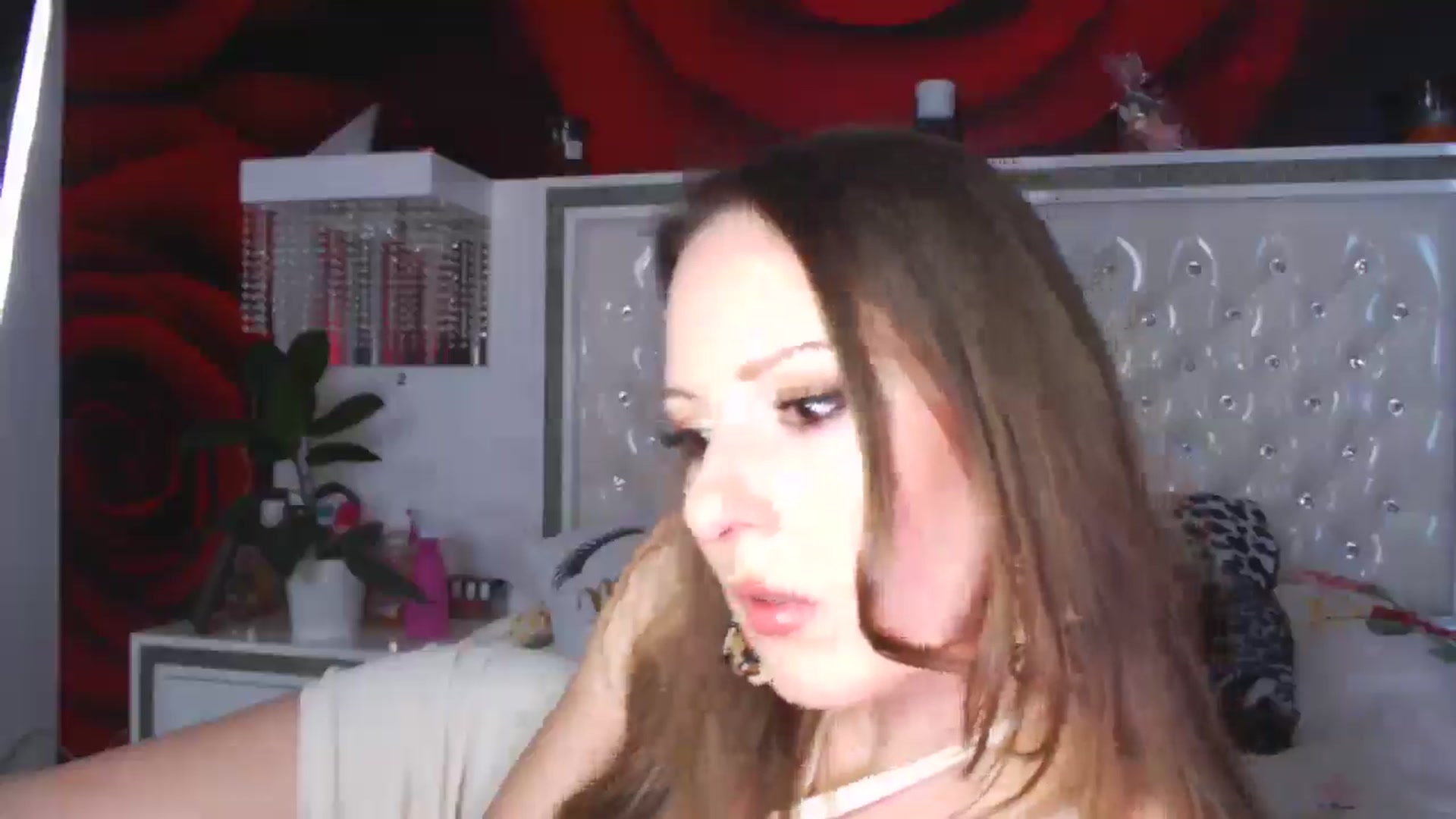 Gallery image thumbnail from NikkyCZ's myfreecams stream on, 04/29/2025, 15:05 image 17 of 20