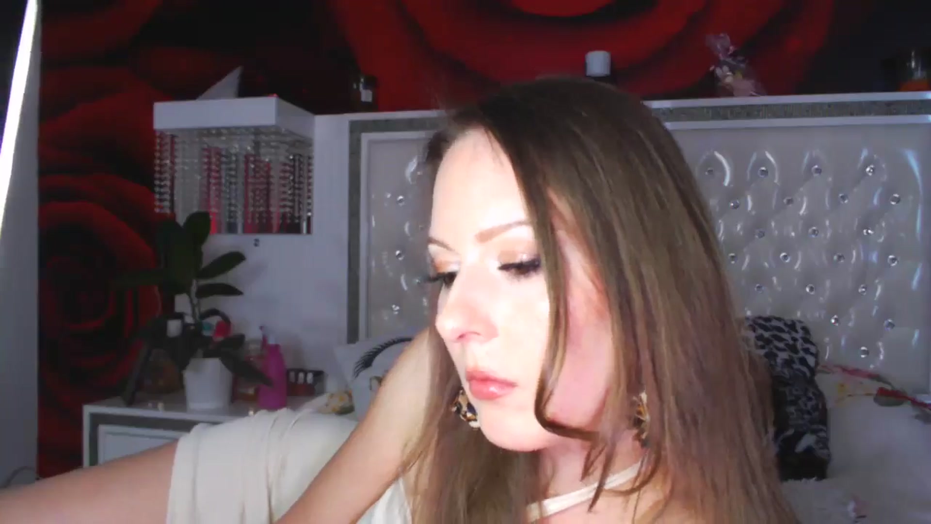 Gallery image thumbnail from NikkyCZ's myfreecams stream on, 04/29/2025, 15:05 image 14 of 20