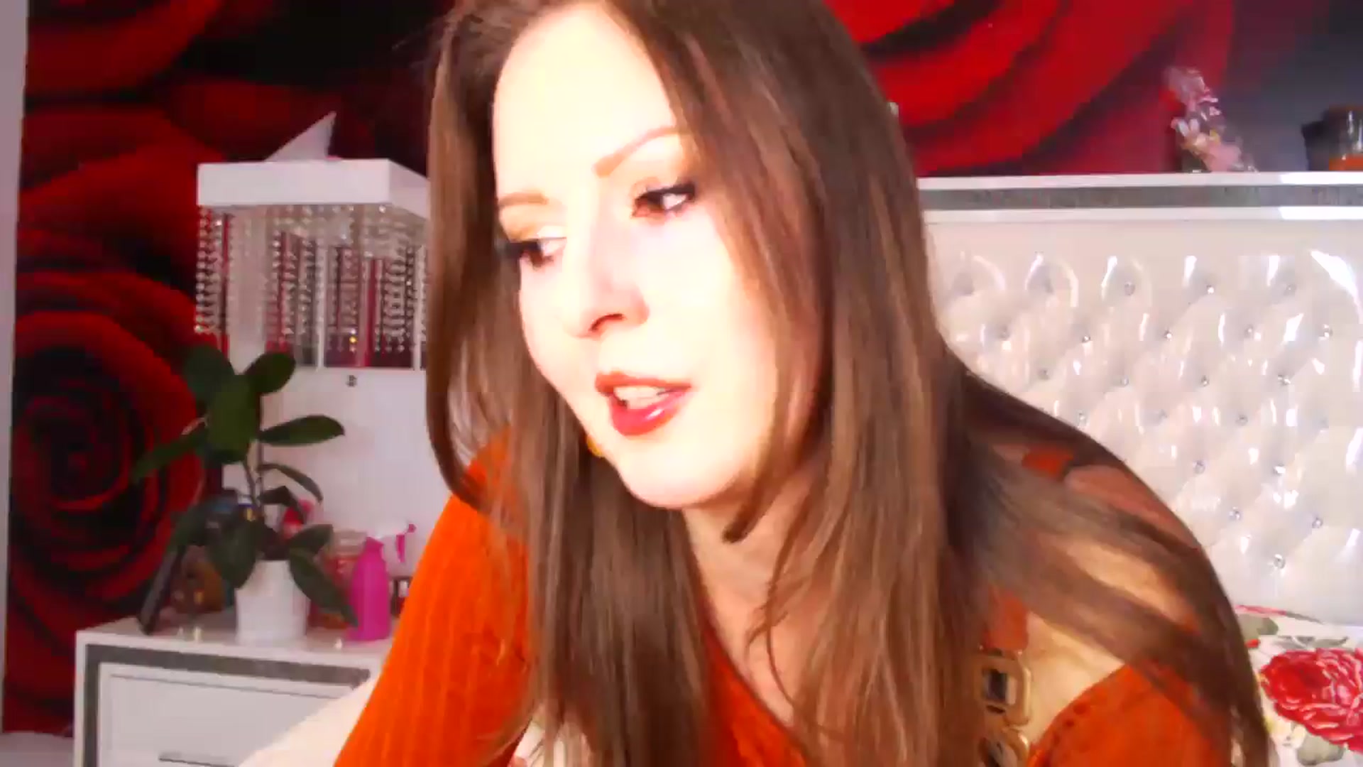 Gallery image thumbnail from NikkyCZ's myfreecams stream on, 05/26/2025, 15:44 image 3 of 20