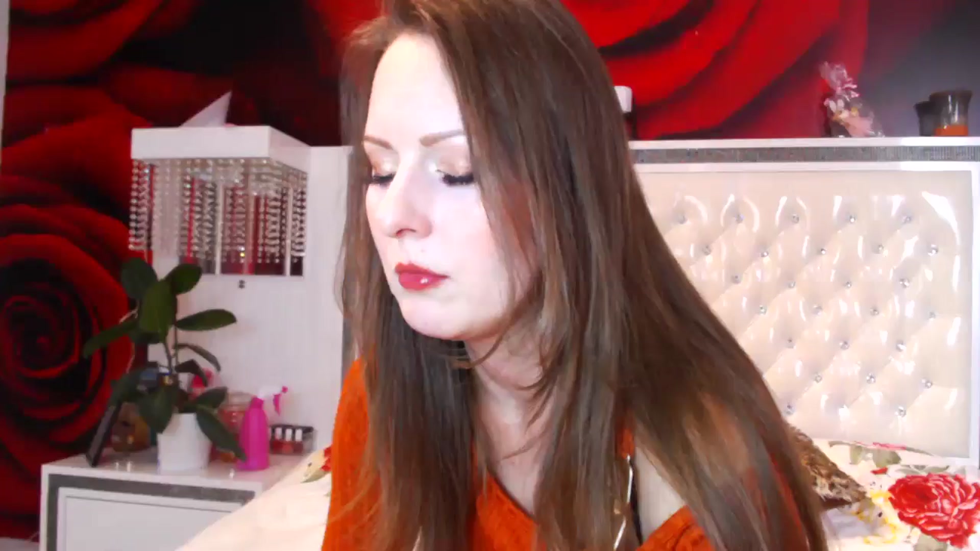 Gallery image thumbnail from NikkyCZ's myfreecams stream on, 05/26/2025, 15:44 image 10 of 20