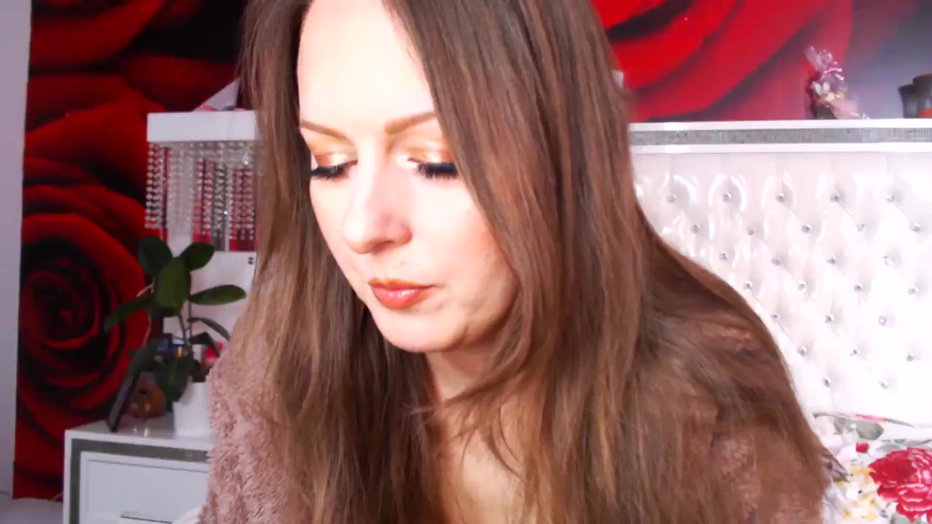 Gallery image thumbnail from NikkyCZ's myfreecams stream on, 05/27/2025, 11:57 image 9 of 20