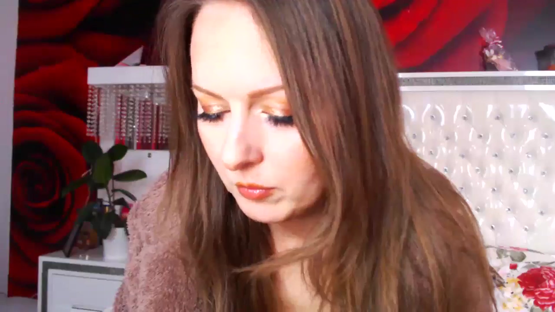 Gallery image thumbnail from NikkyCZ's myfreecams stream on, 05/27/2025, 11:57 image 14 of 20
