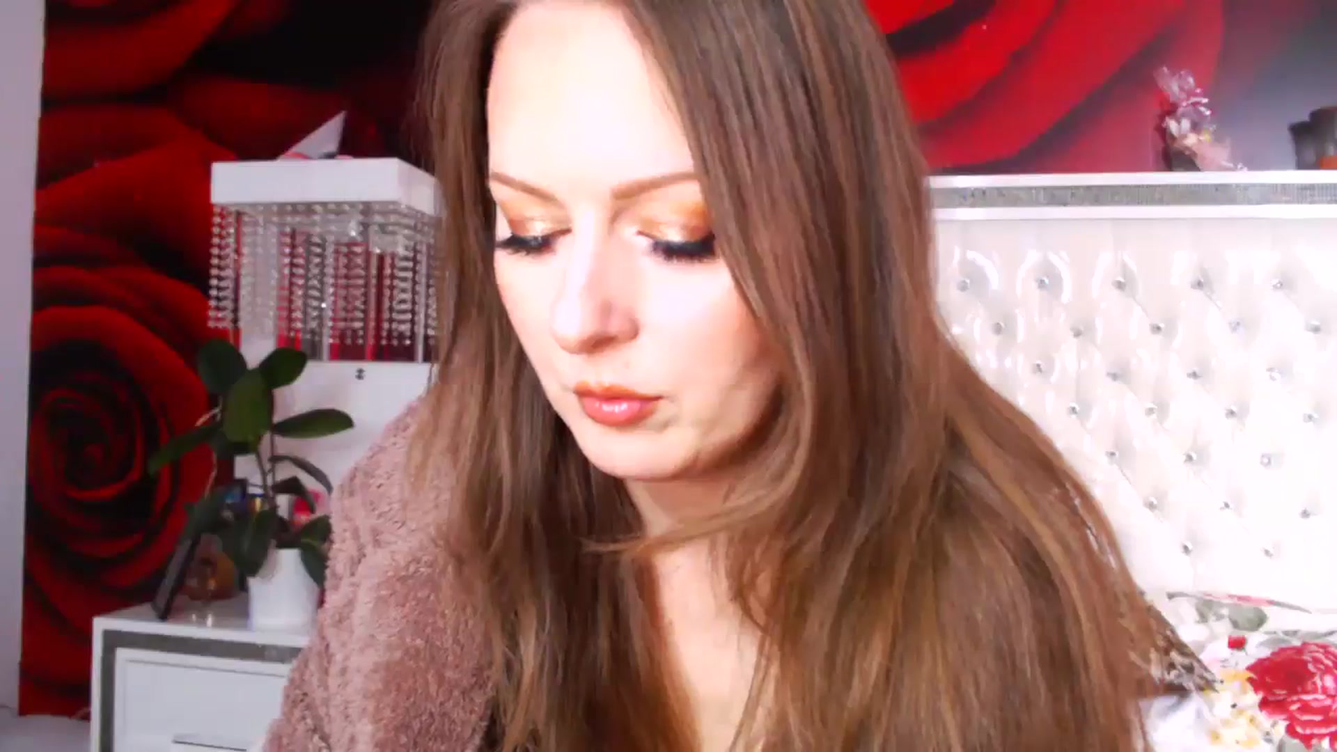 Gallery image thumbnail from NikkyCZ's myfreecams stream on, 05/27/2025, 11:57 image 12 of 20