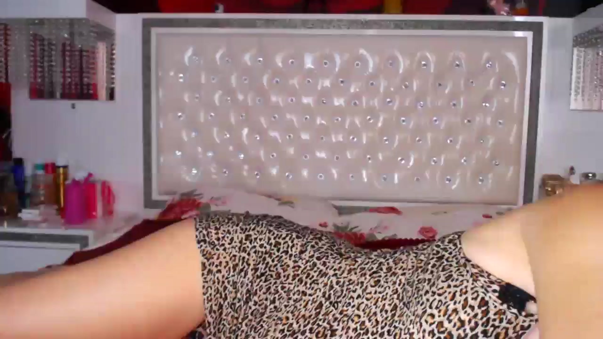 Gallery image thumbnail from NikkyCZ's myfreecams stream on, 08/22/2025, 13:18 image 11 of 20