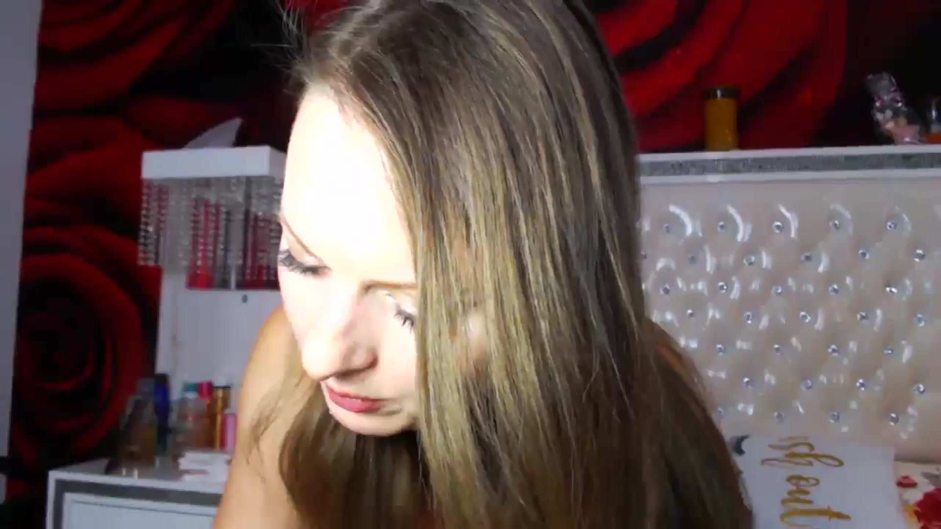 Gallery image thumbnail from NikkyCZ's myfreecams stream on, 09/04/2025, 12:14 image 12 of 20