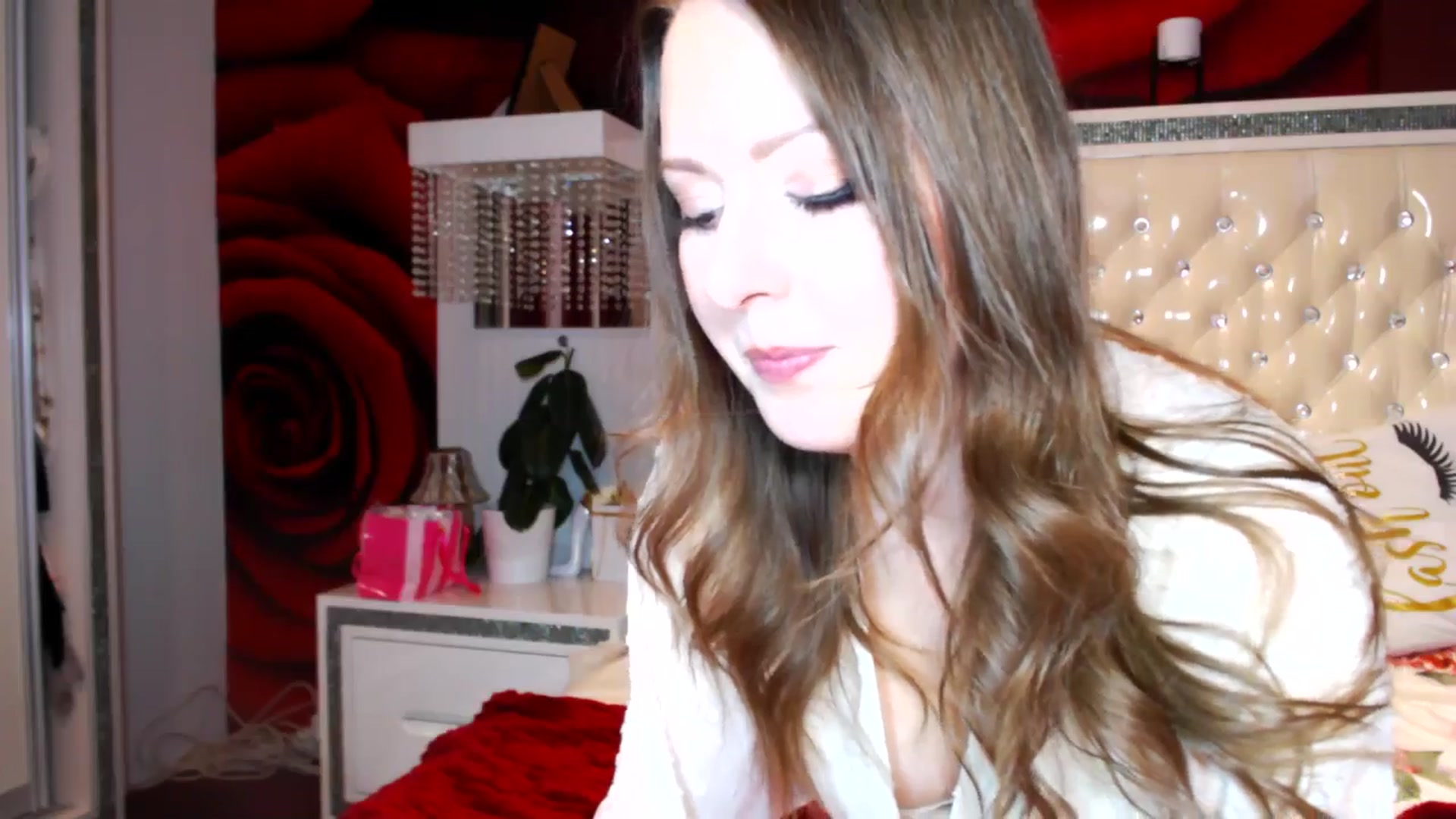 Gallery image thumbnail from NikkyCZ's myfreecams stream on, 04/16/2026, 15:32 image 17 of 20