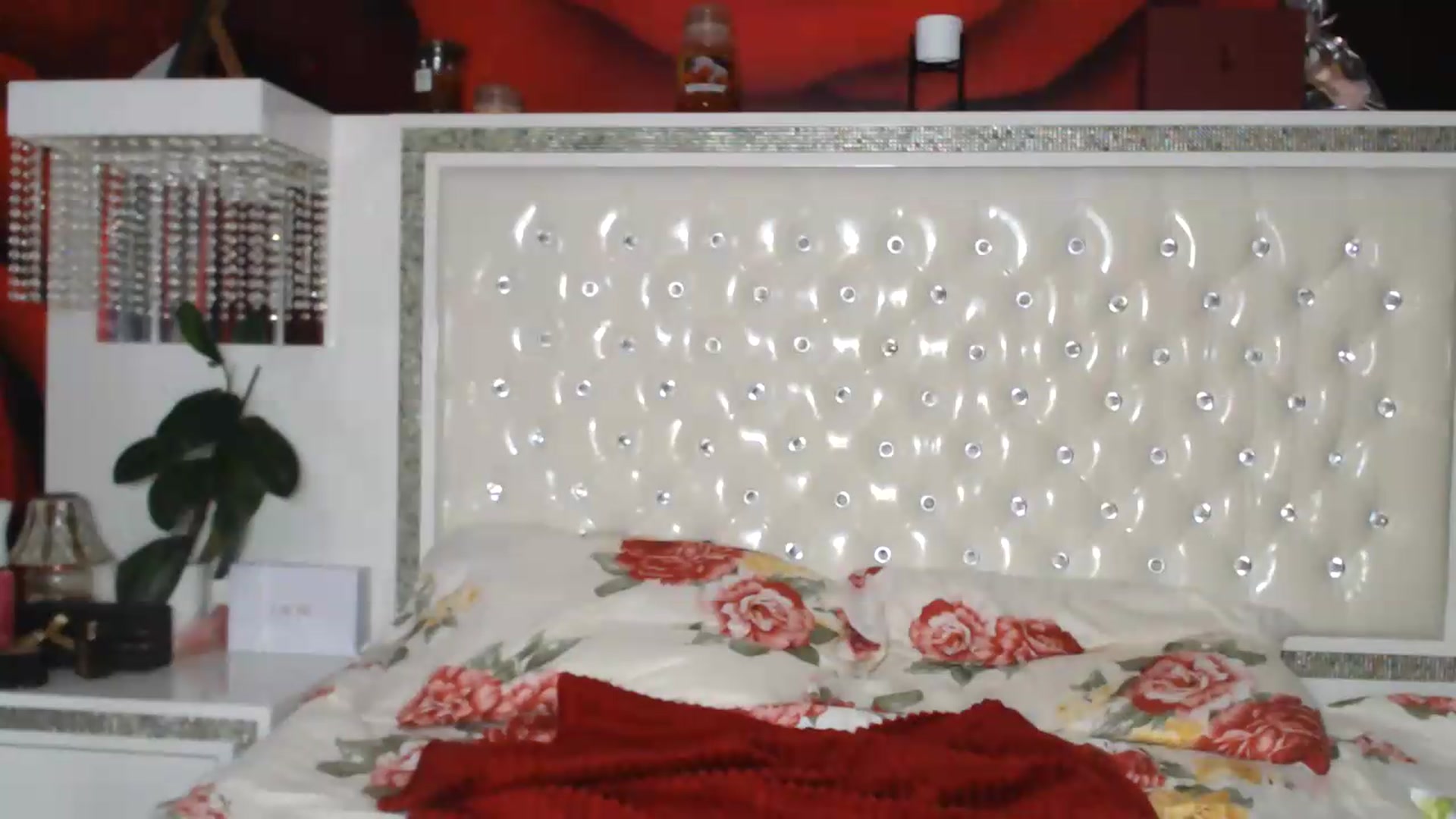 Gallery image thumbnail from NikkyCZ's myfreecams stream on, 08/19/2026, 08:44 image 3 of 20