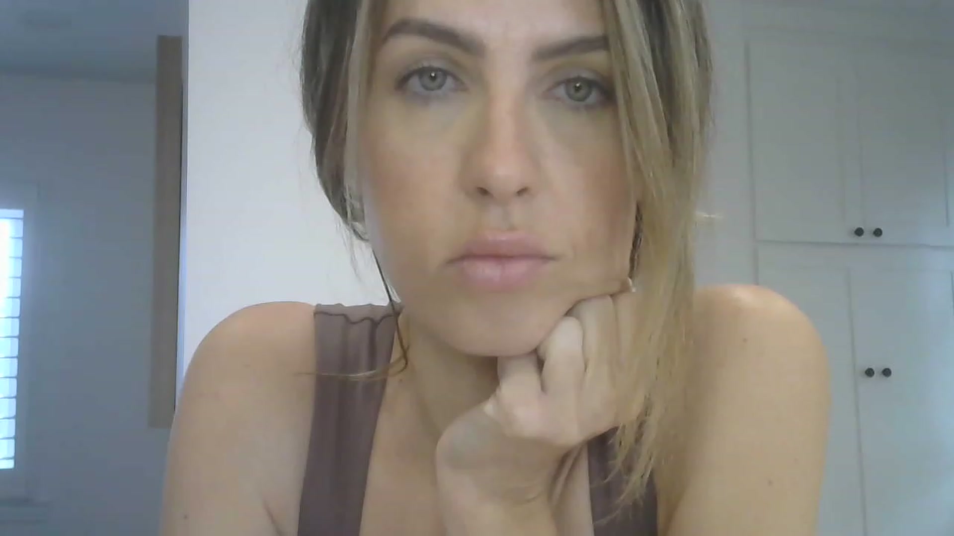 Gallery image thumbnail from NikkyLeigh's myfreecams stream on, 05/24/2023, 16:38 image 10 of 20
