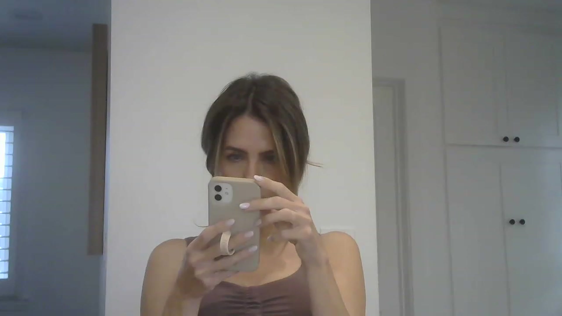 Gallery image thumbnail from NikkyLeigh's myfreecams stream on, 05/24/2023, 16:38 image 6 of 20