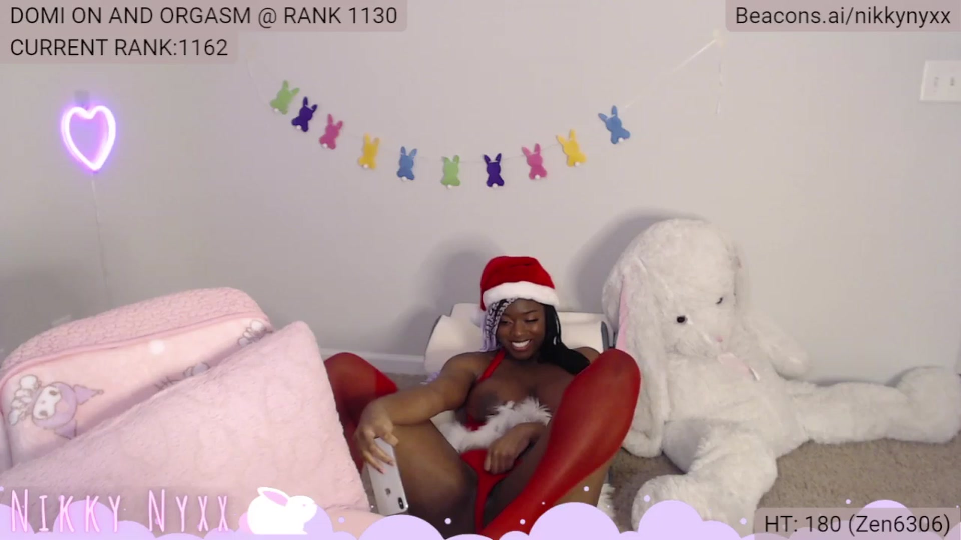 Gallery image thumbnail from NikkyNyxx's myfreecams stream on, 12/25/2023, 09:10 image 8 of 20