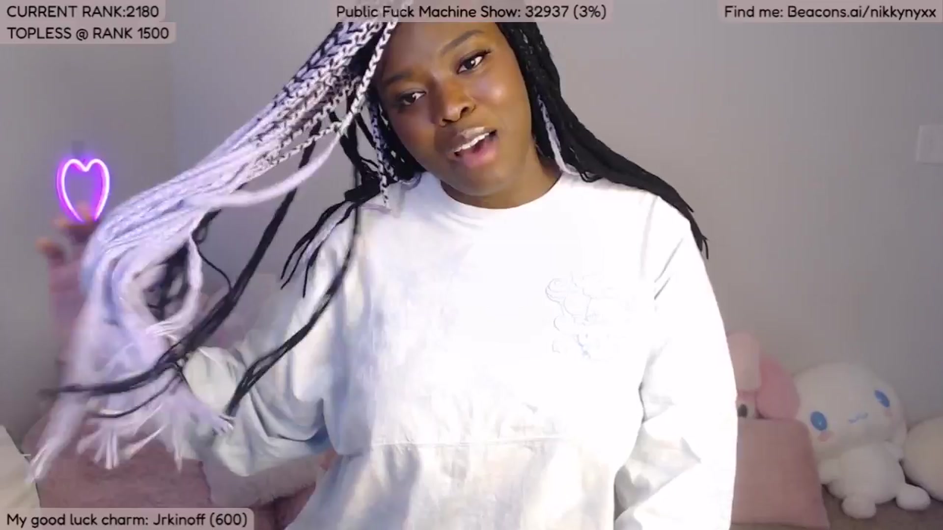 Gallery image thumbnail from NikkyNyxx's myfreecams stream on, 03/25/2024, 05:59 image 18 of 20